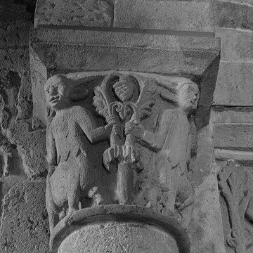 Église Saint-André de Besse-et-Saint-Anastaise