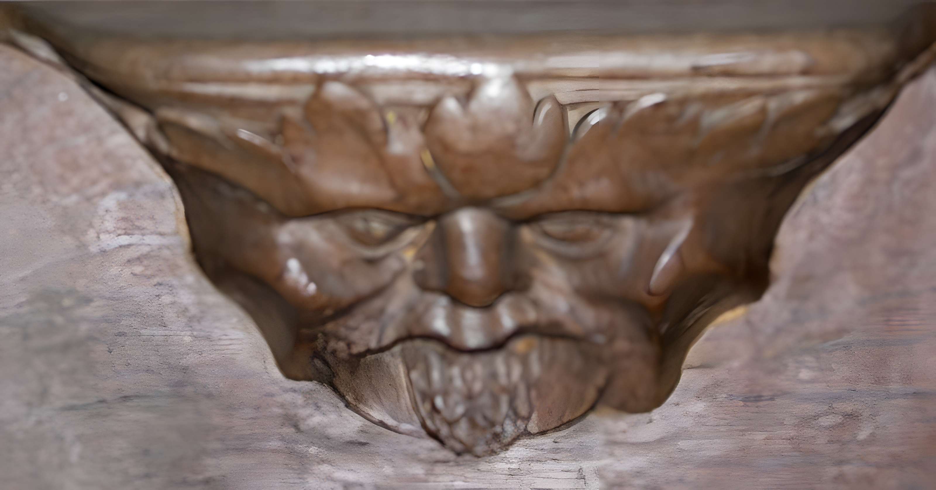 Église Saint-André de Besse-et-Saint-Anastaise