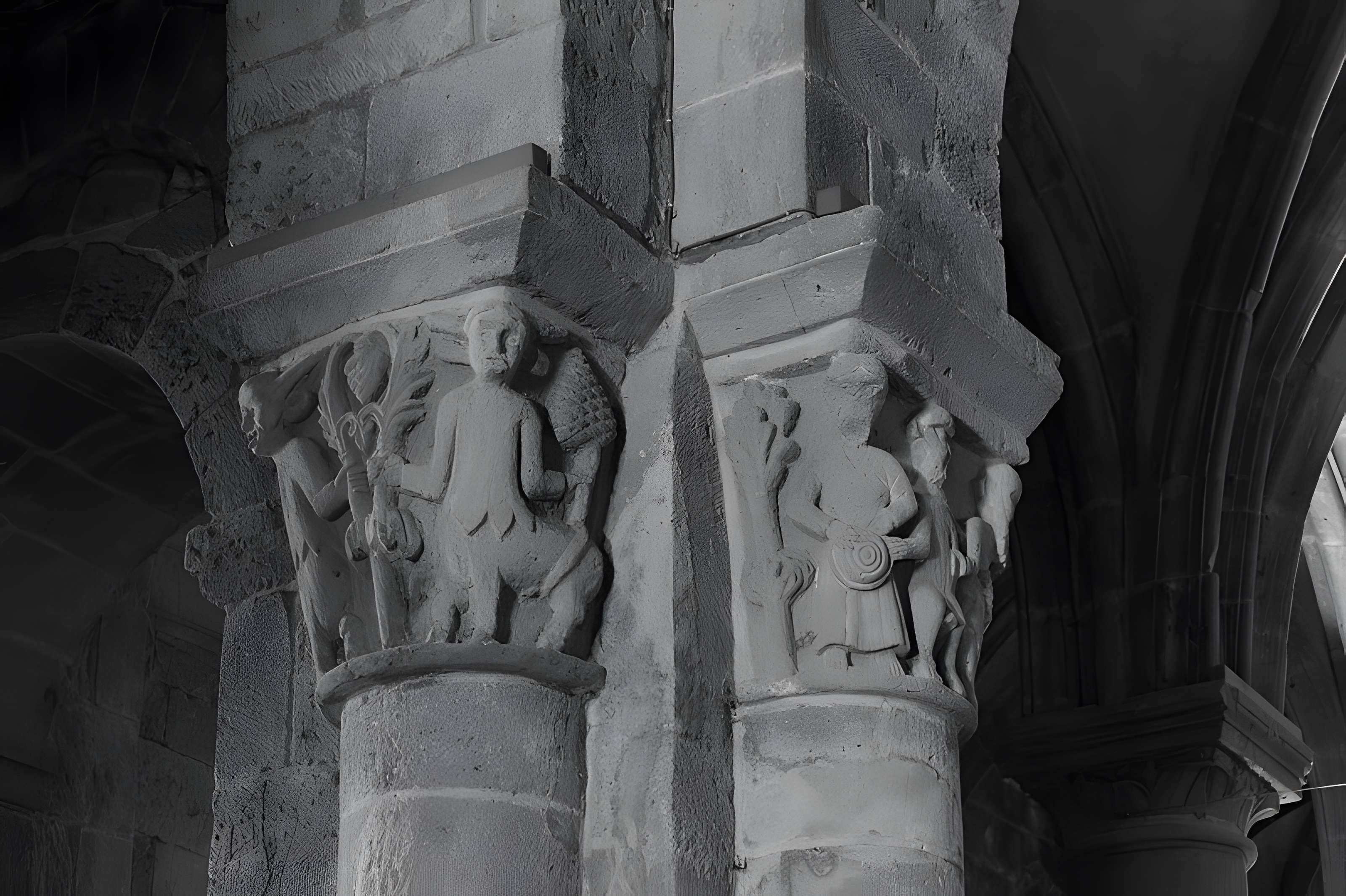 Église Saint-André de Besse-et-Saint-Anastaise