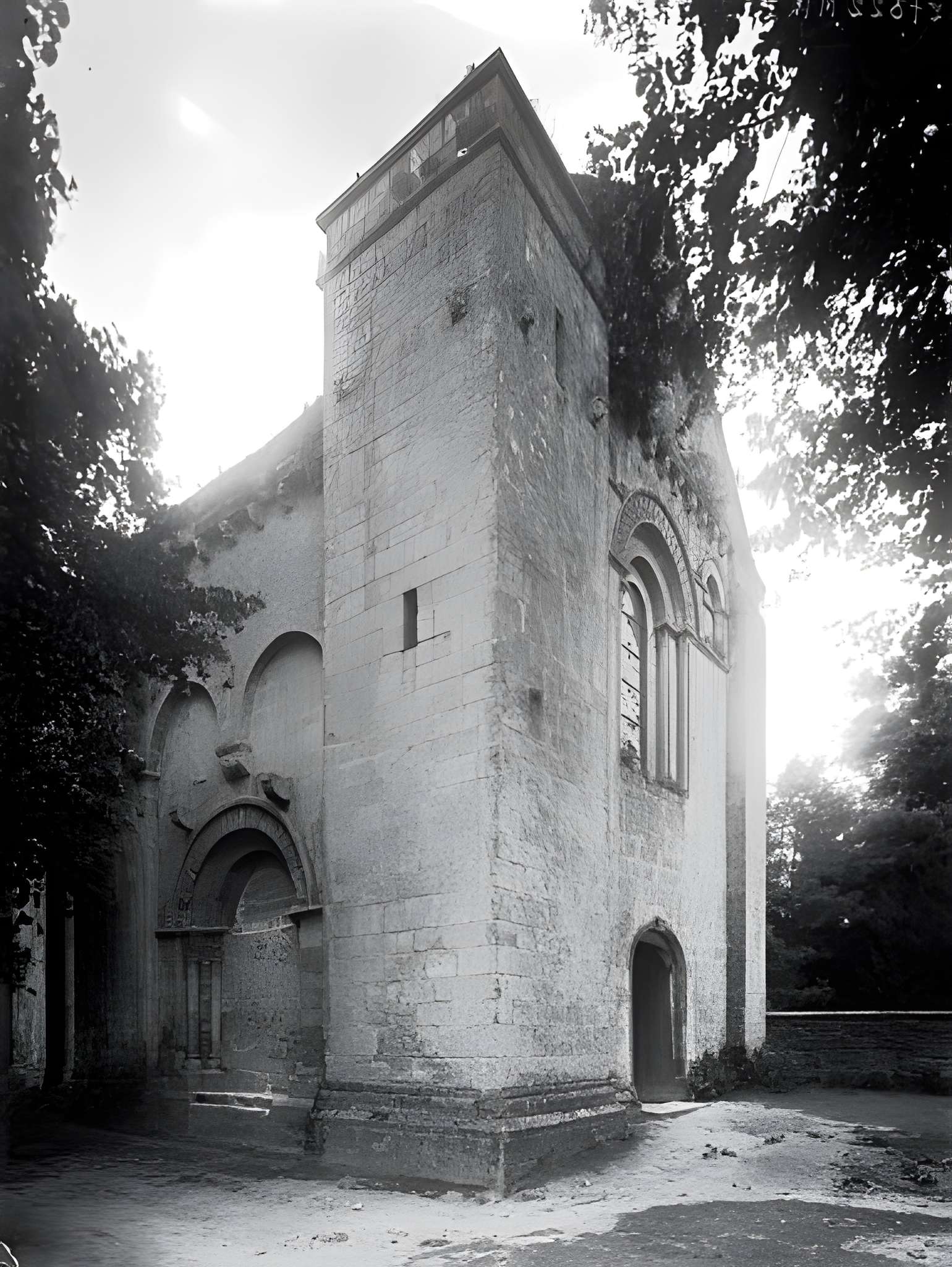 Église Saint-André de Champagne