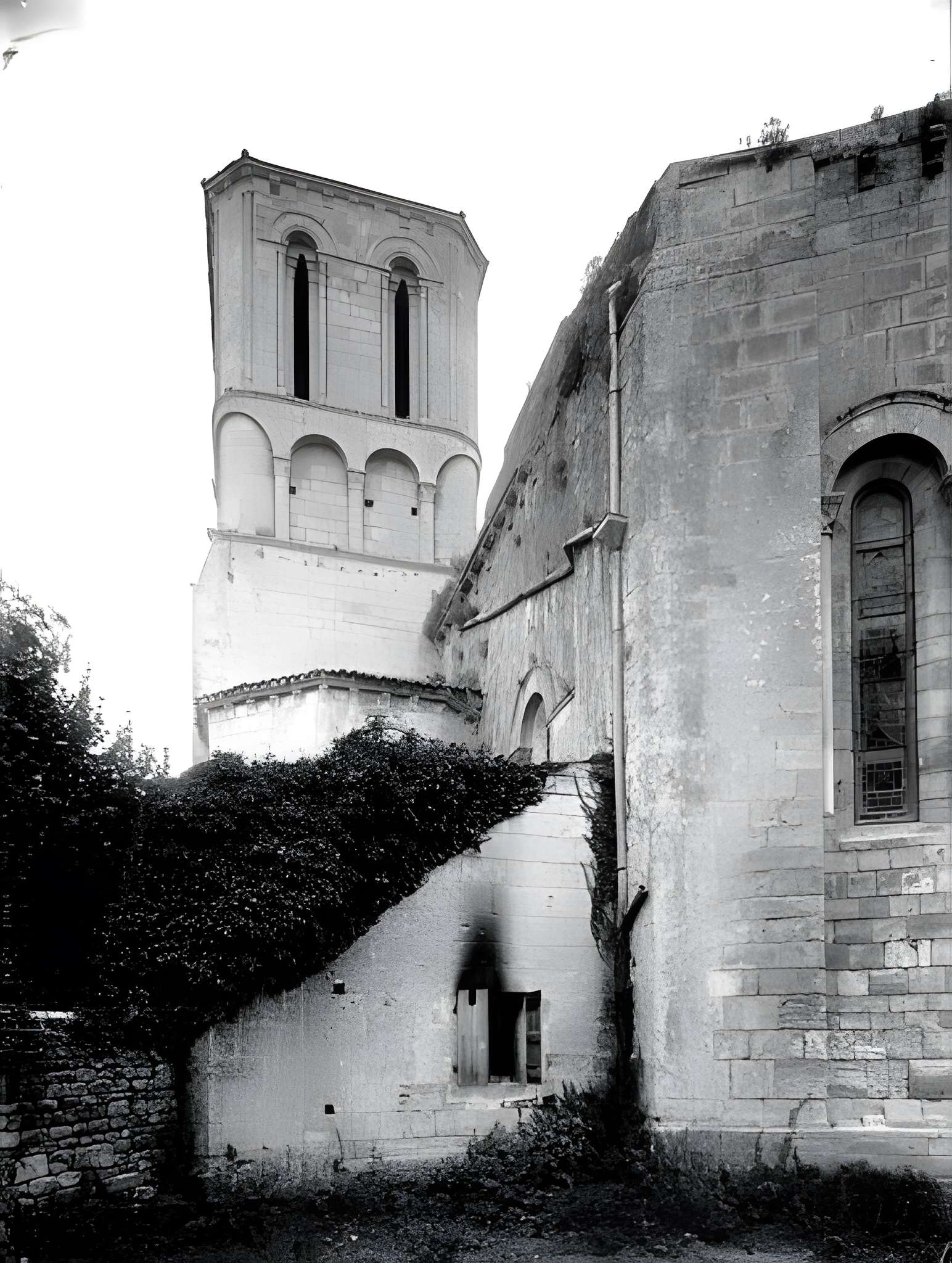 Église Saint-André de Champagne