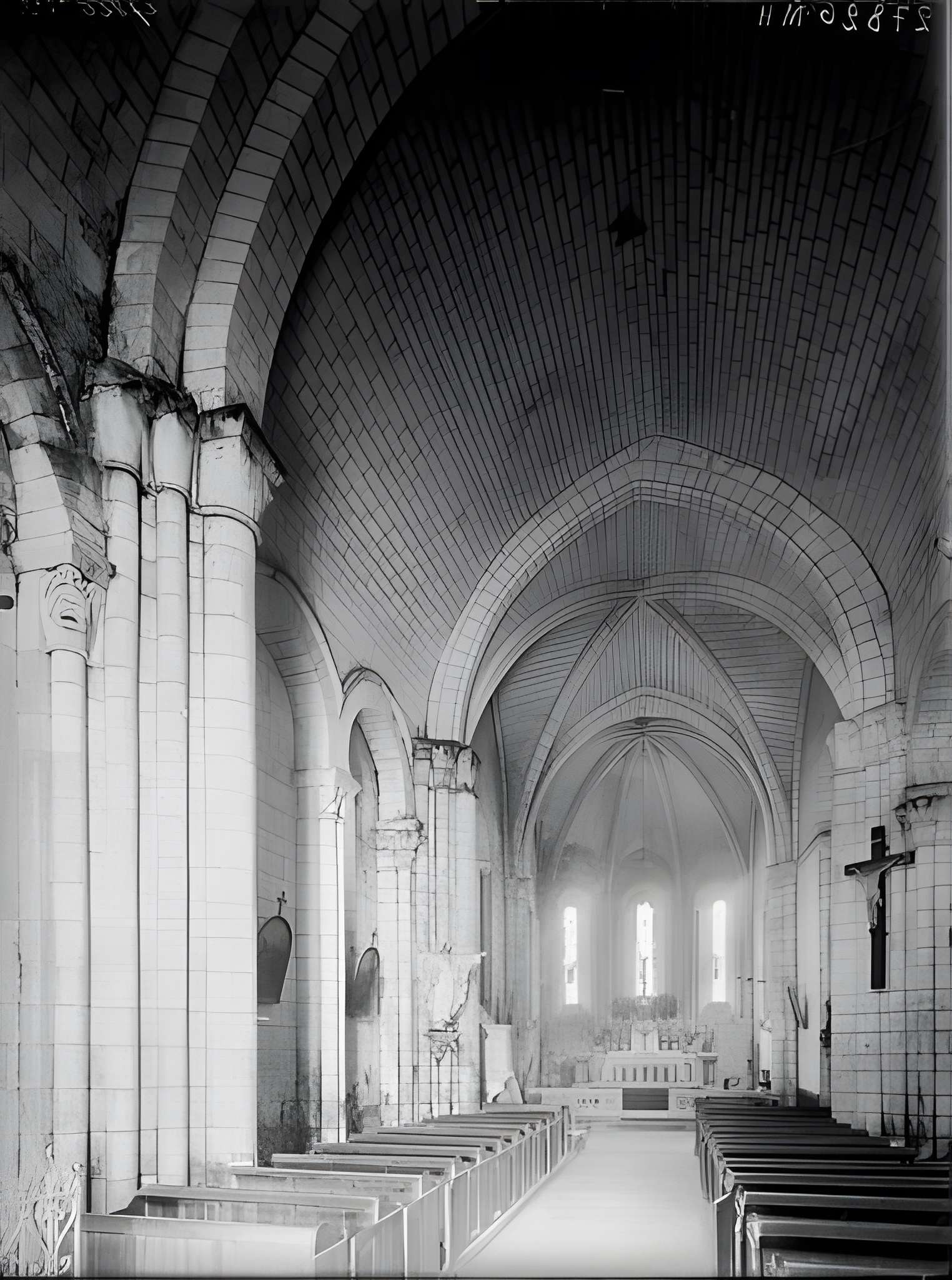 Église Saint-André de Champagne