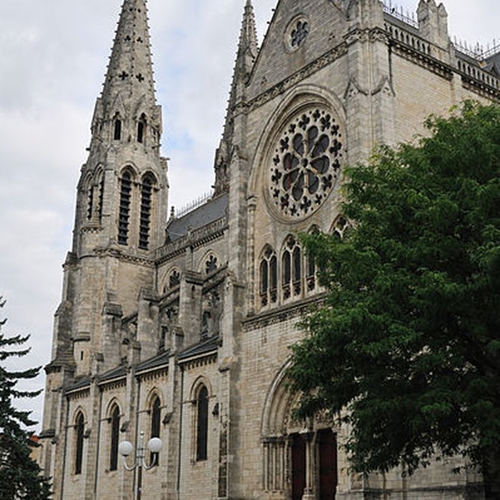 Photo de Église Saint-André de Châteauroux