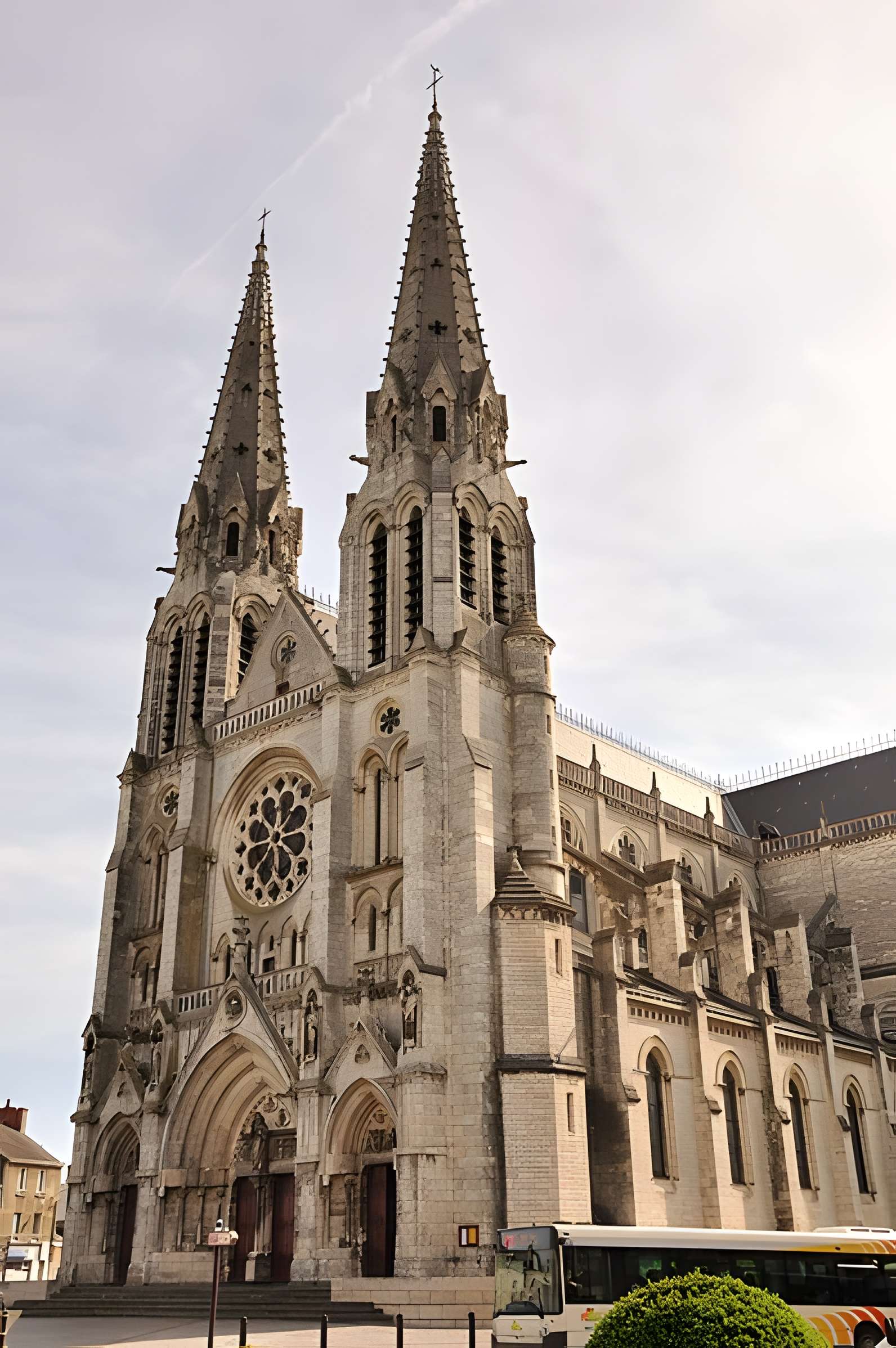 Église Saint-André de Châteauroux