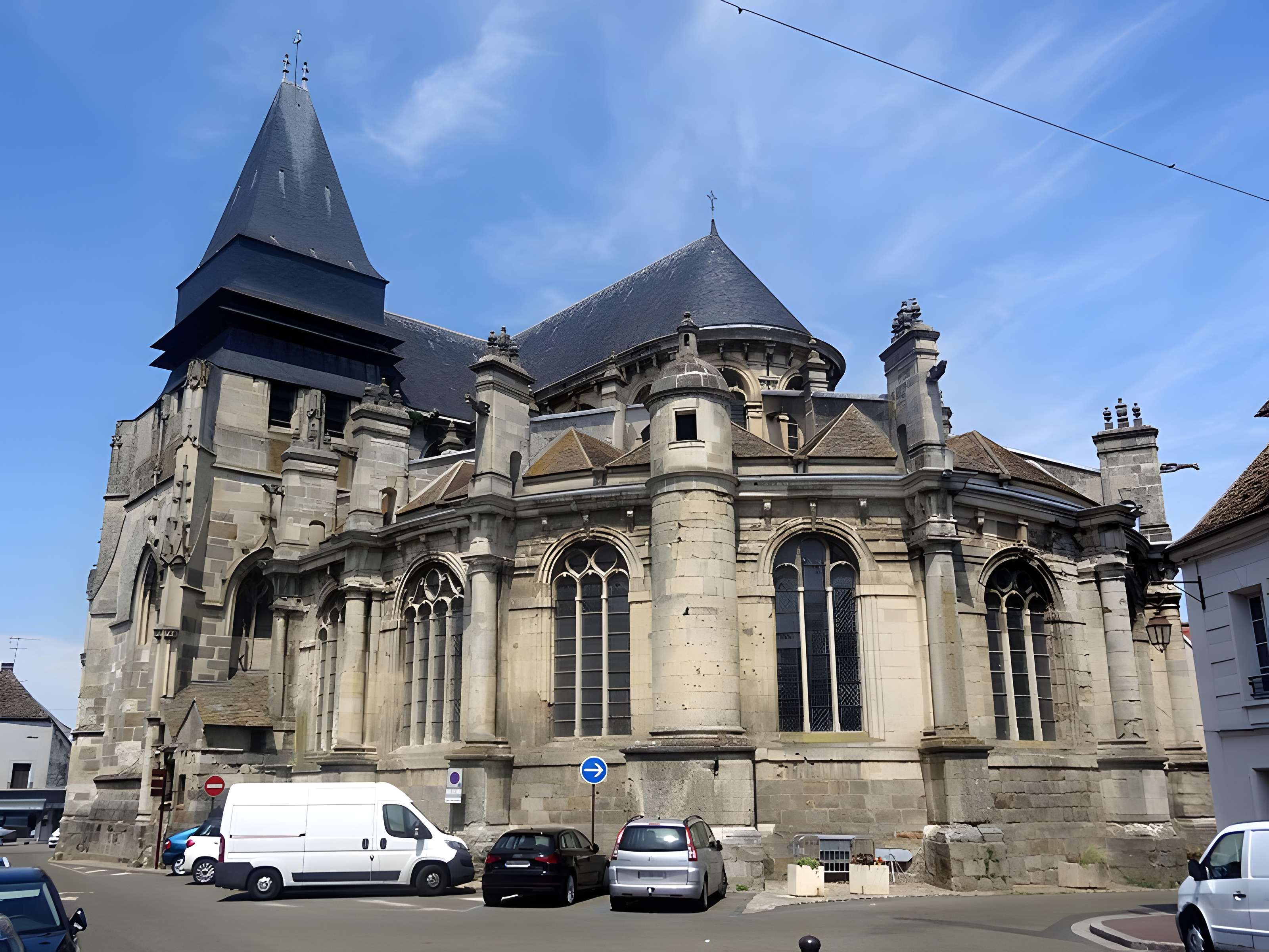 Église Saint-Jacques-le-Majeur-et-Saint-Christophe de Houdan