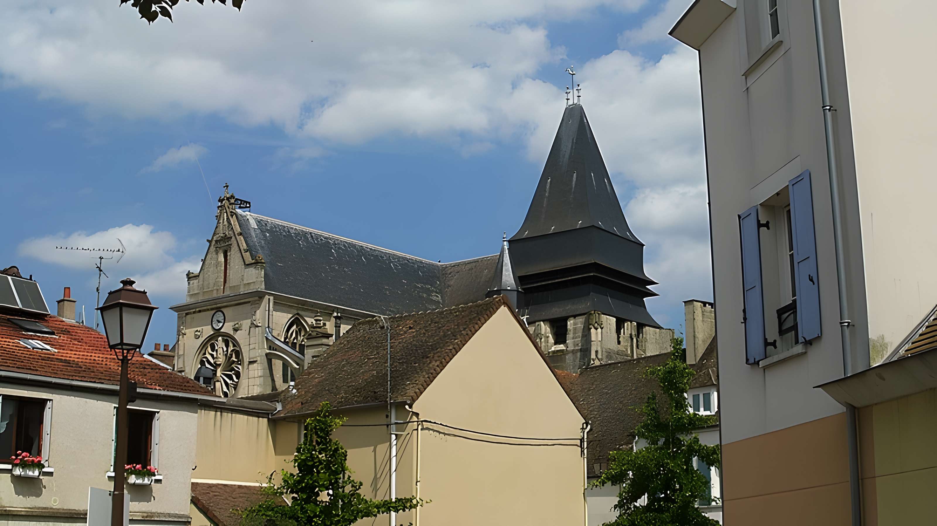 Église Saint-Jacques-le-Majeur-et-Saint-Christophe de Houdan