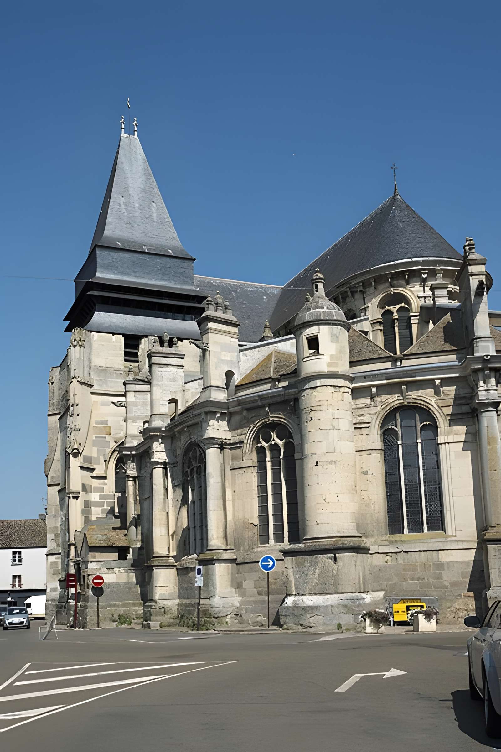 Église Saint-Jacques-le-Majeur-et-Saint-Christophe de Houdan