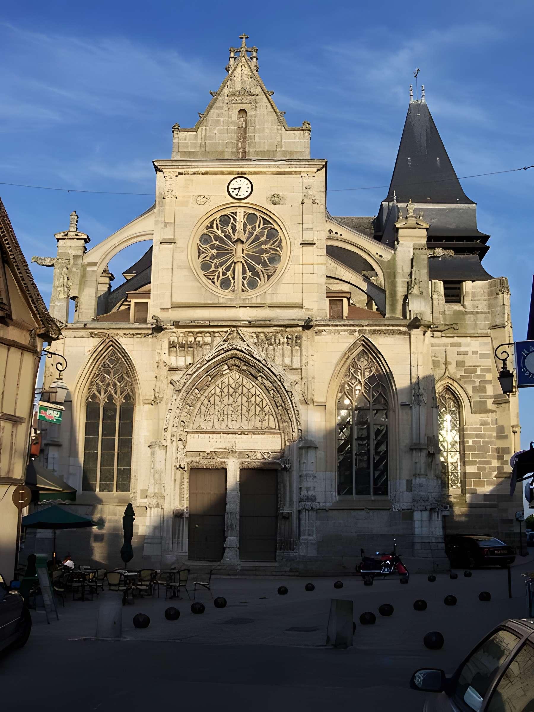 Église Saint-Jacques-le-Majeur-et-Saint-Christophe de Houdan
