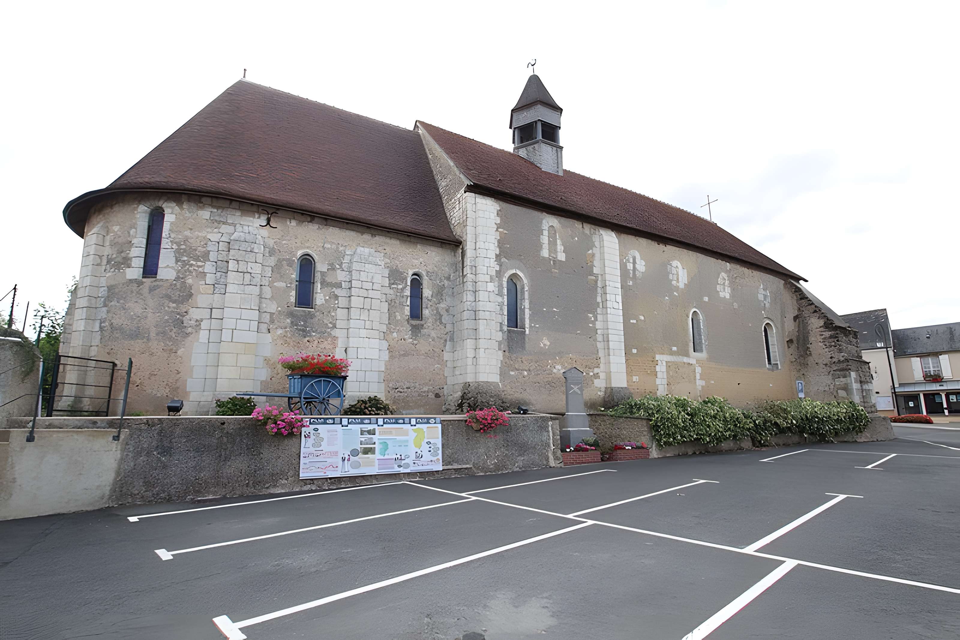 Église Saint-André de La Chapelle-Huon