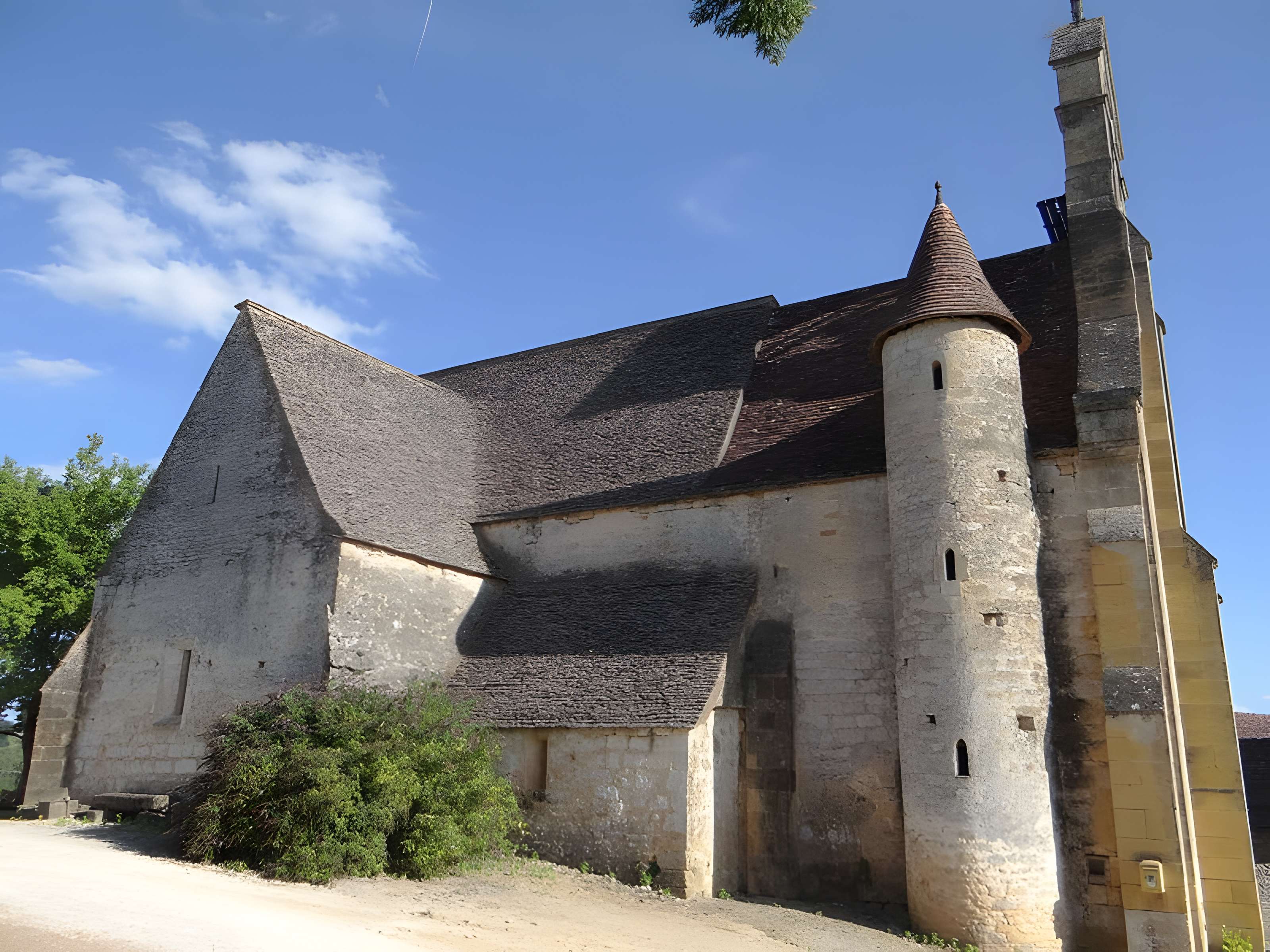 Église Saint-André de Saint-André-d'Allas 