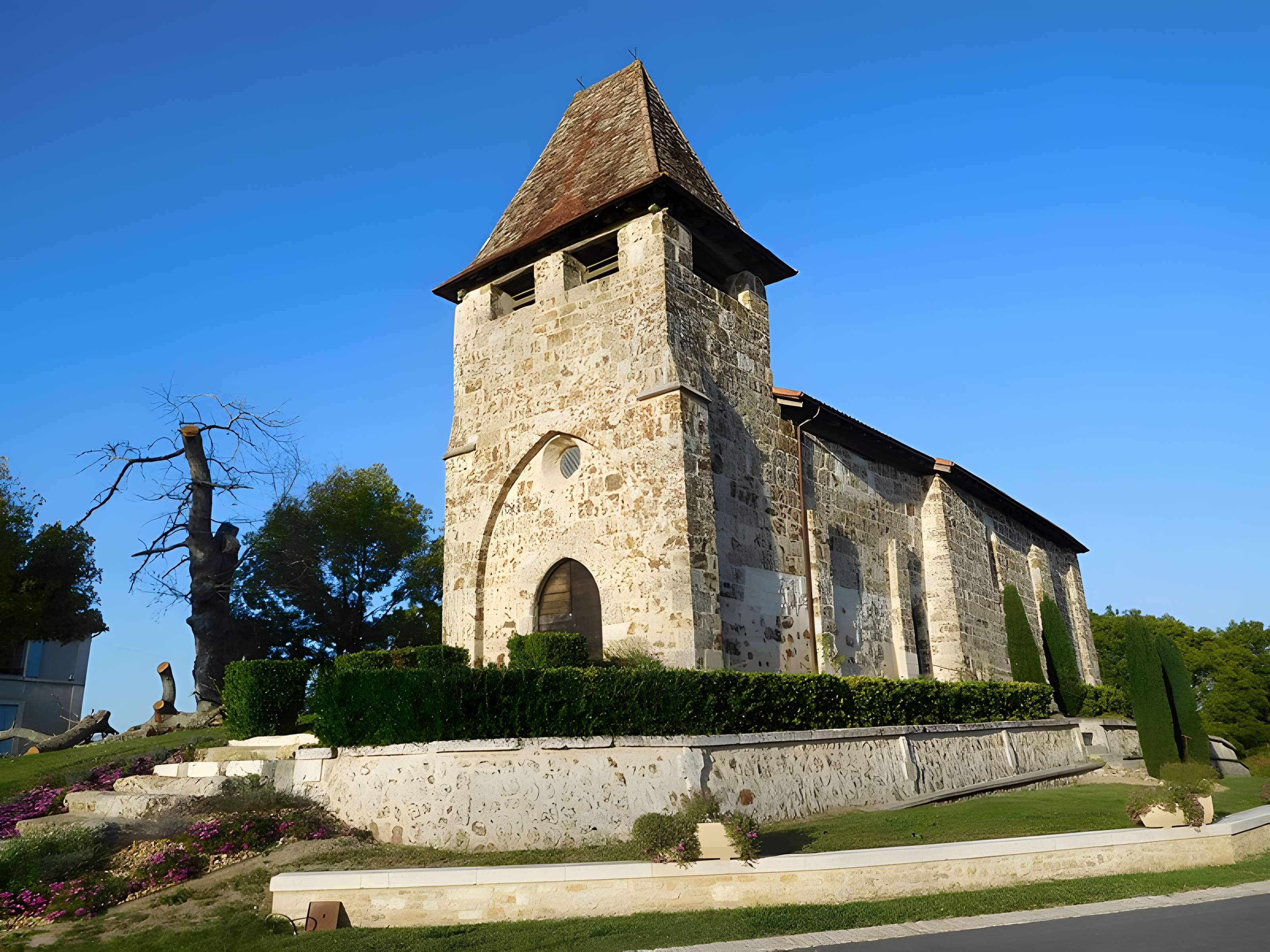 Église Saint-André de Saint-André-de-Double