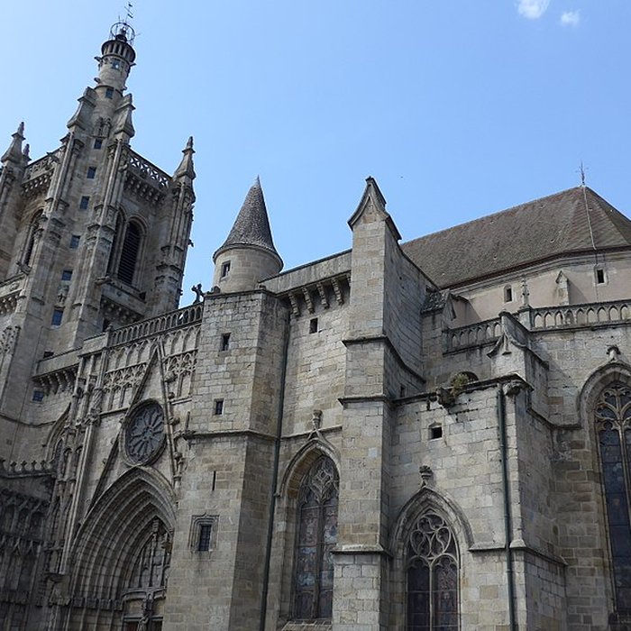 Photo de Église Saint-Jean dAmbert
