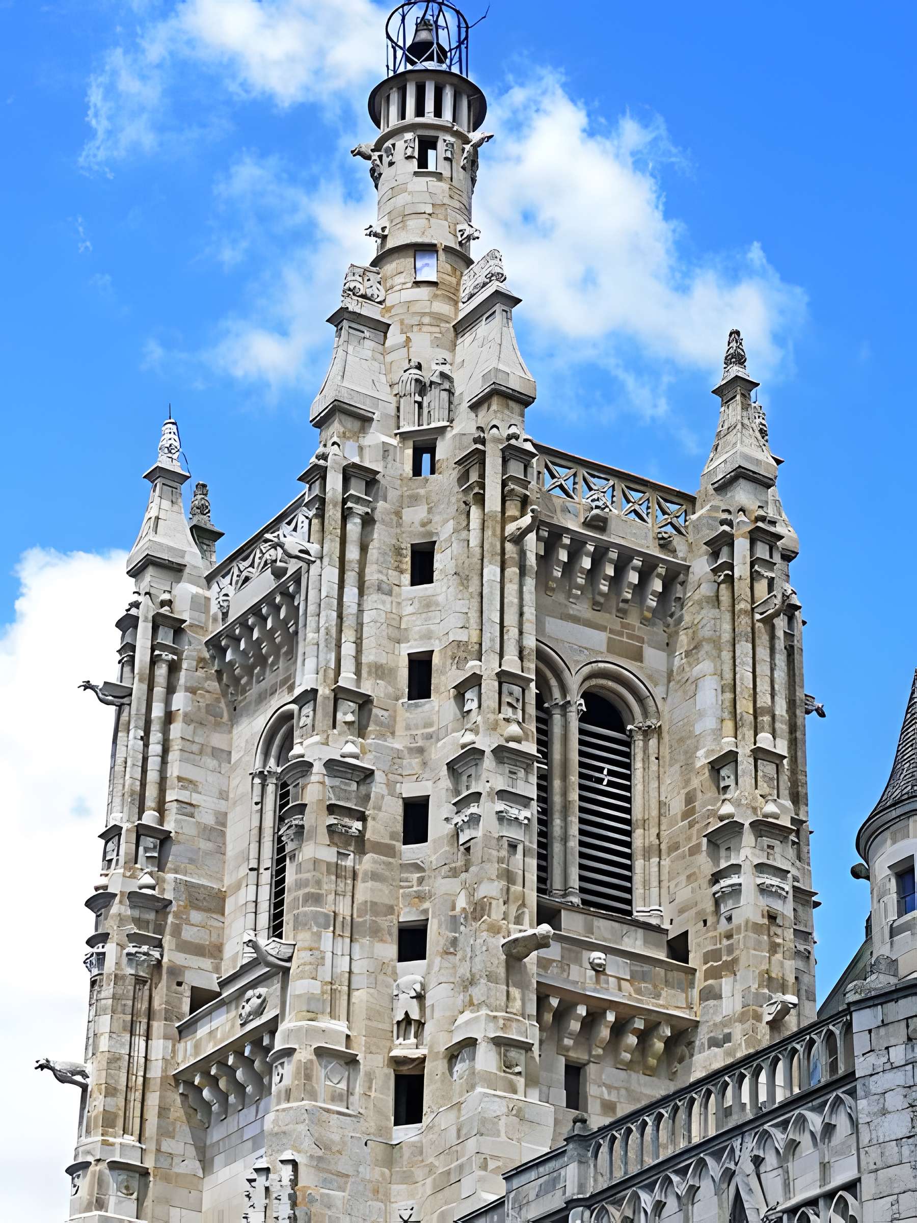 Église Saint-Jean d'Ambert