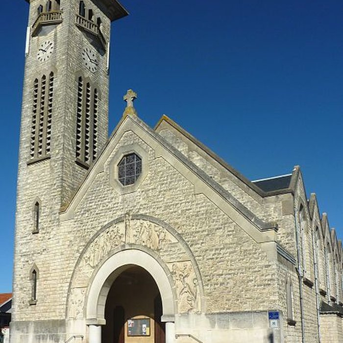 Photo de Église Saint-André-et-Sainte-Jeanne-dArc de Fétilly