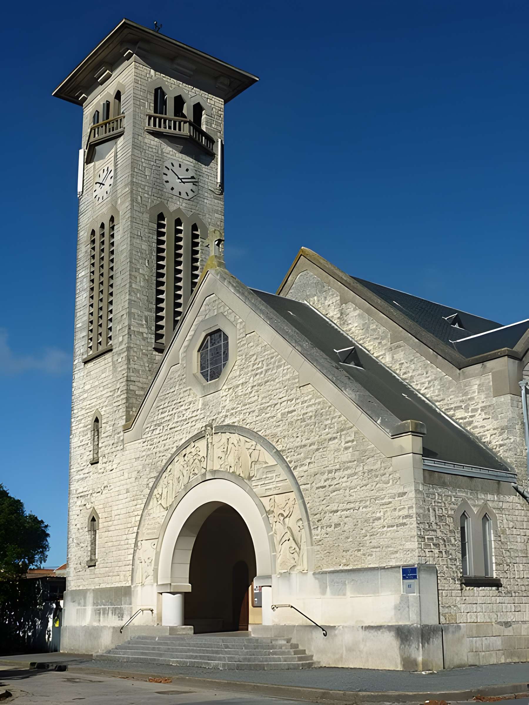 Église Saint-André-et-Sainte-Jeanne-d'Arc de Fétilly