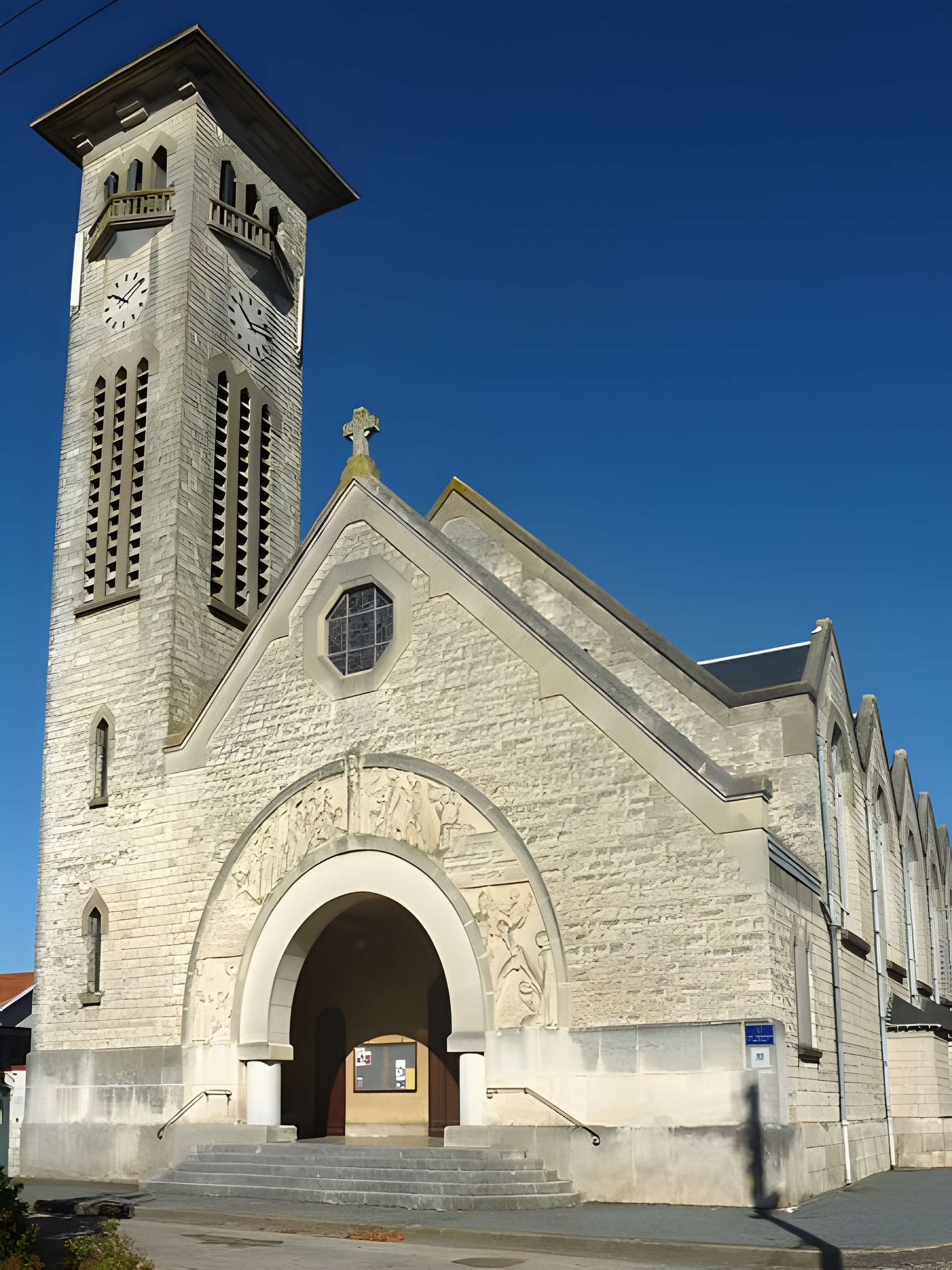 Église Saint-André-et-Sainte-Jeanne-d'Arc de Fétilly