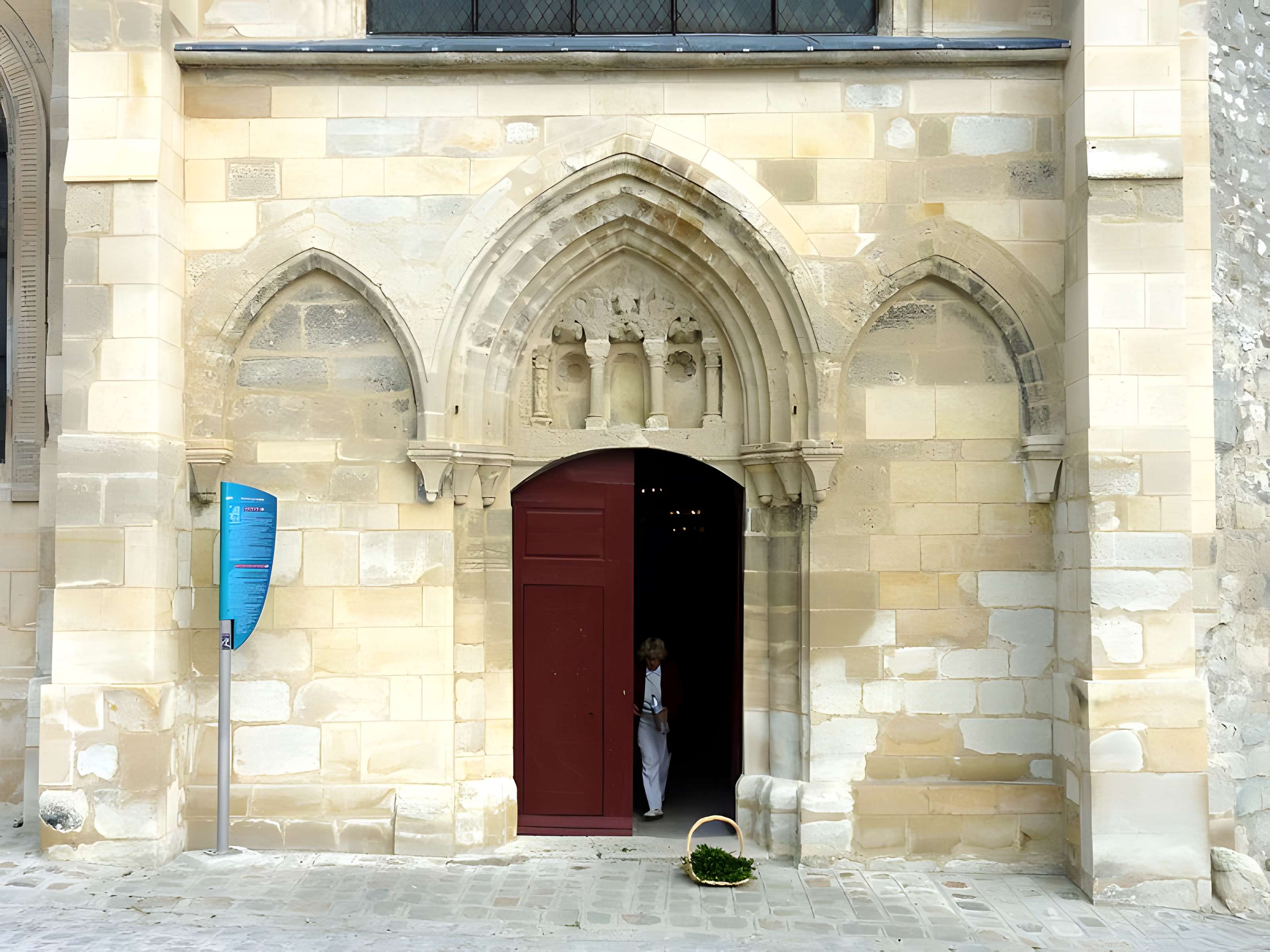 Église Saint-Aquilin de Fontenay-en-Parisis