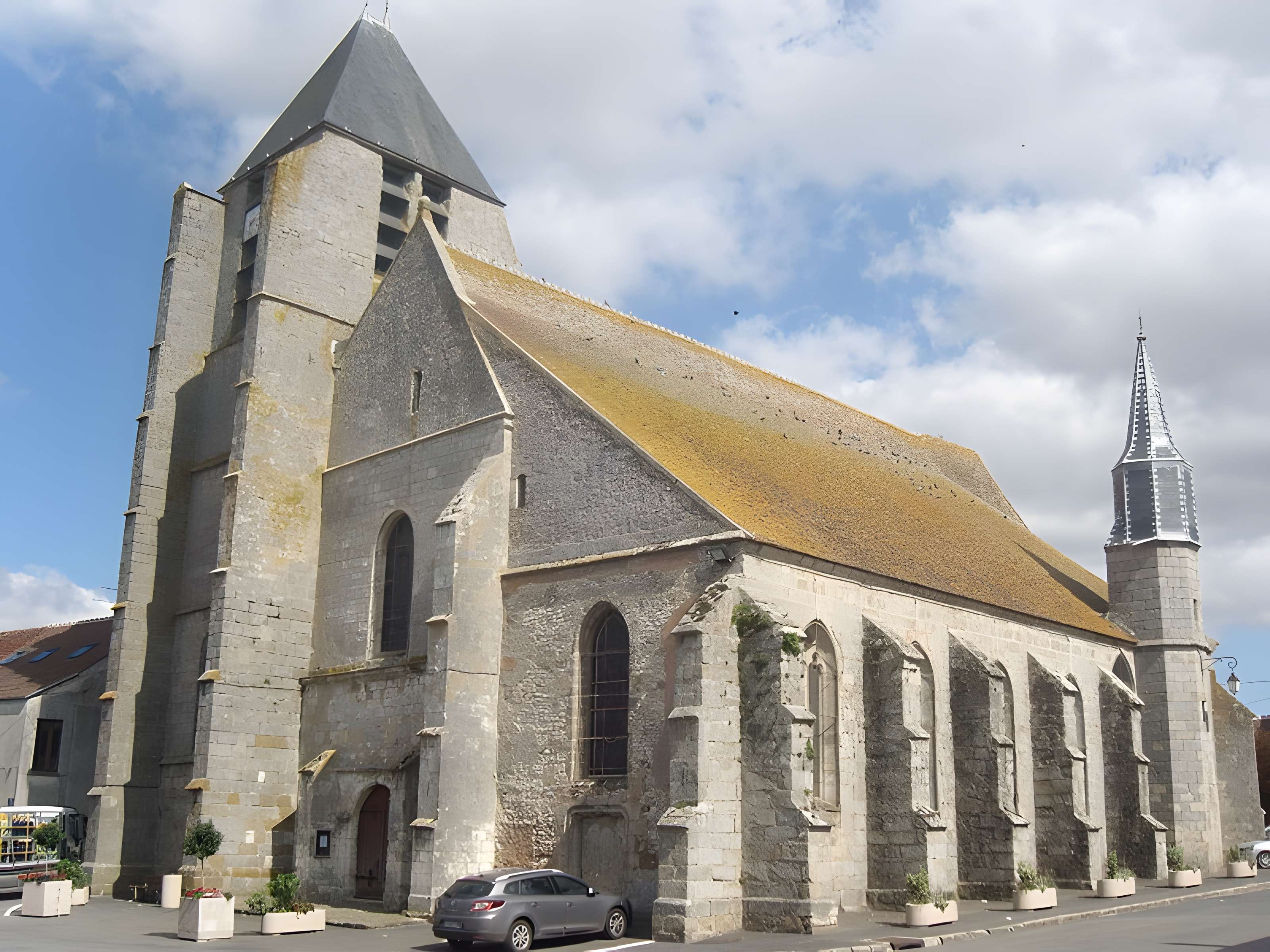 Église Saint-Aubin de Jouy-le-Châtel 