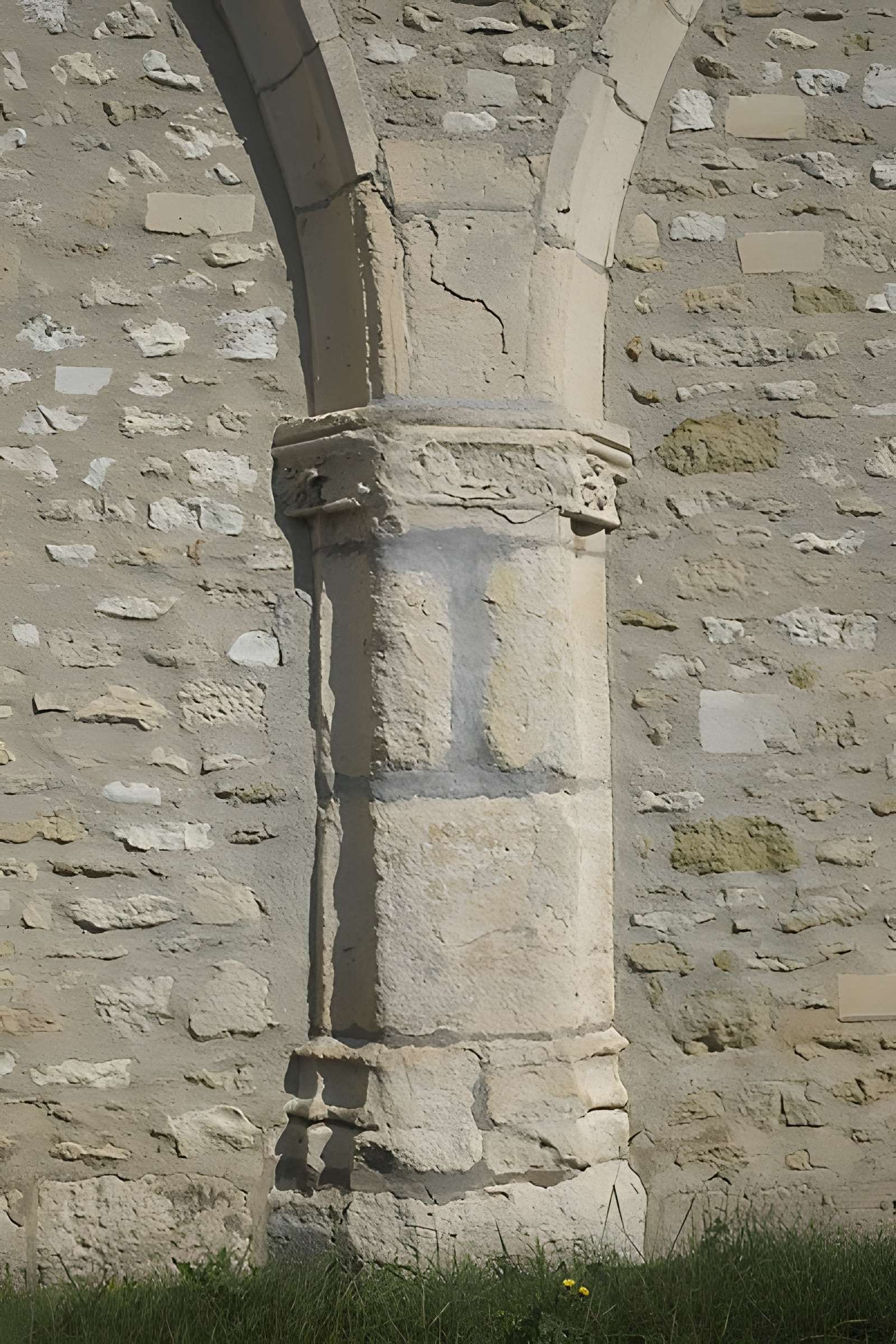 Église Saint-Aubin de Limay