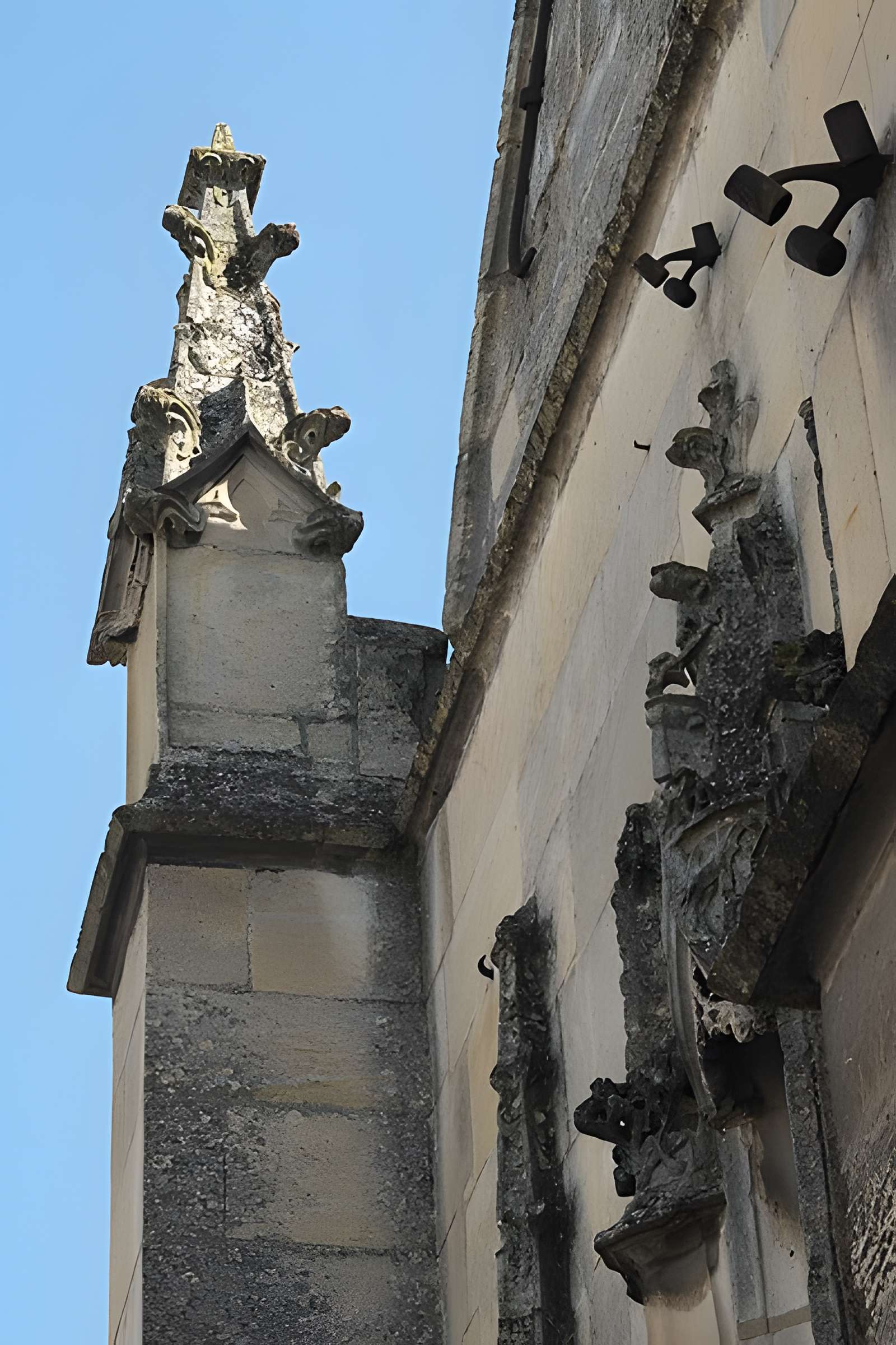 Église Saint-Aubin de Limay