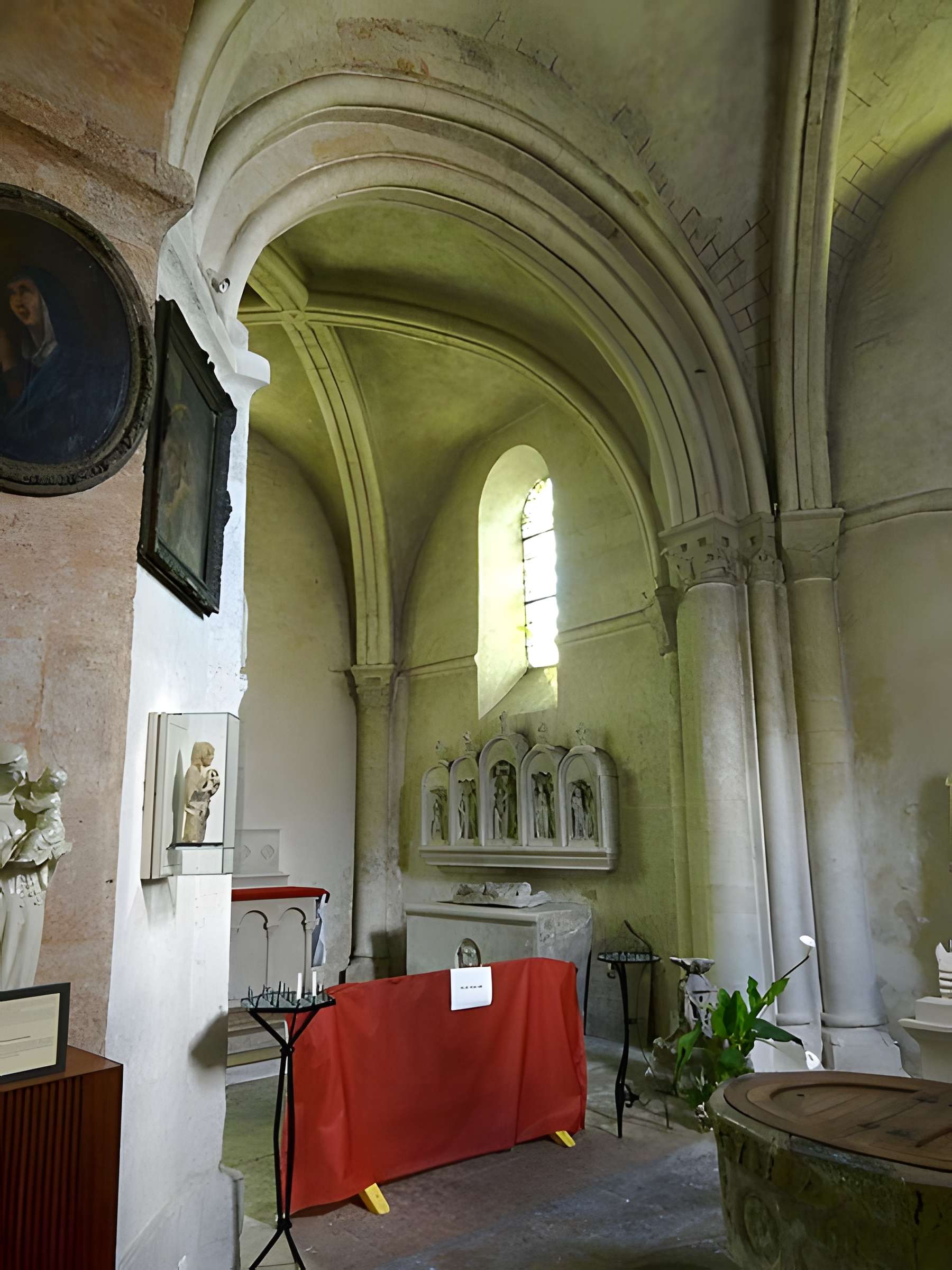 Église Saint-Aubin de Limay