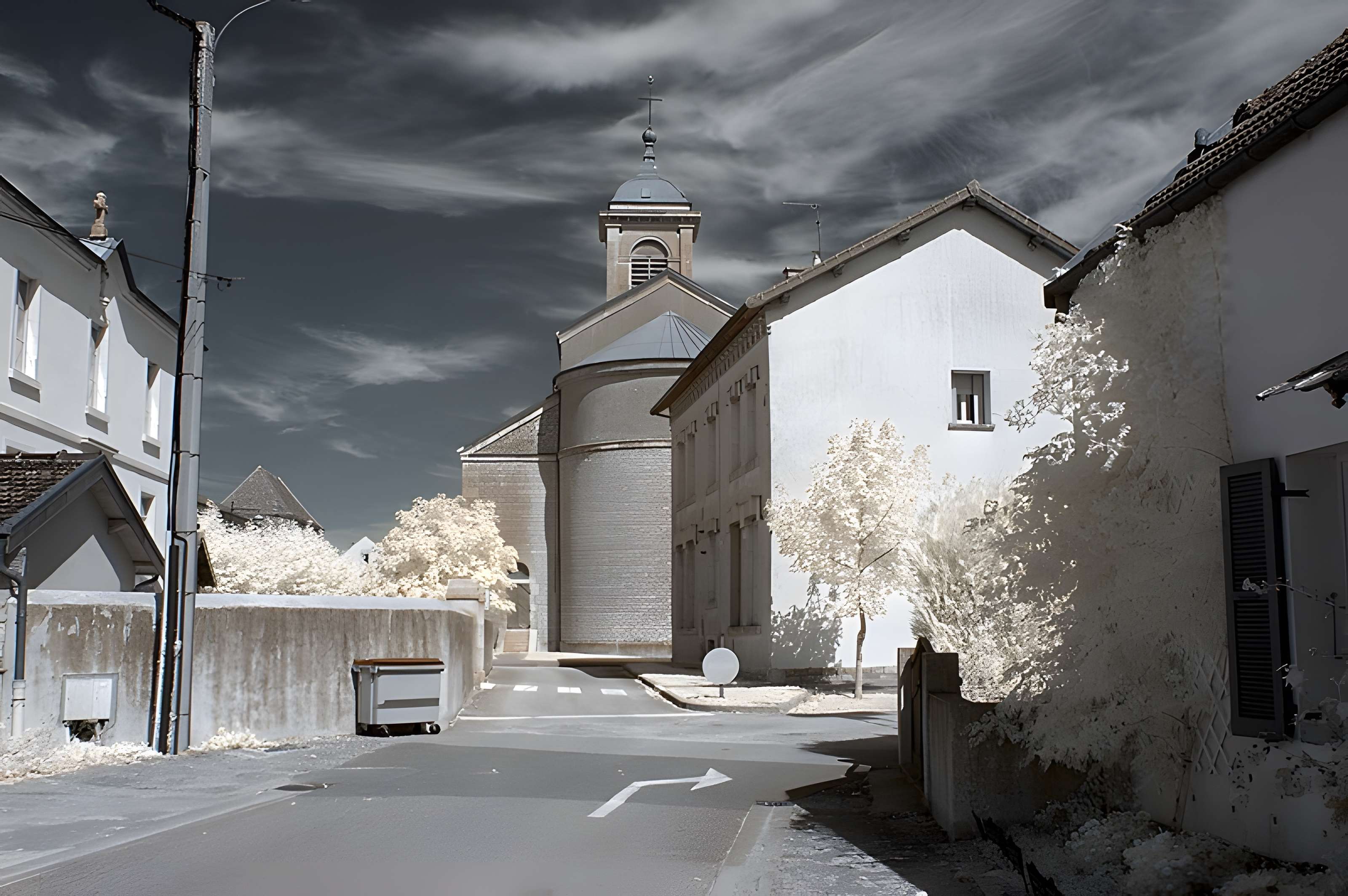 Église Saint-Aubin de Saint-Aubin dans le Jura