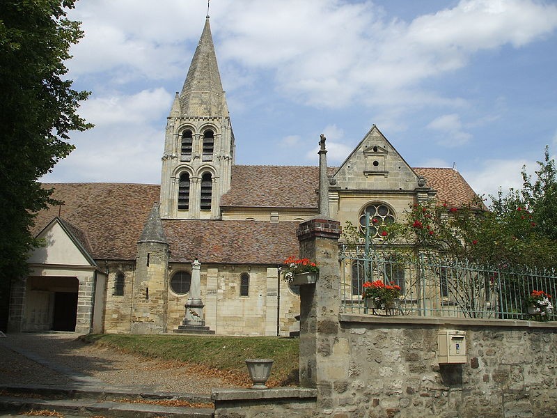 Photo de Église Saint-Aubin d'Ennery et croix