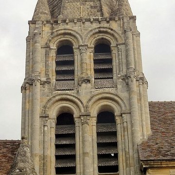 Église Saint-Aubin dEnnery et croix