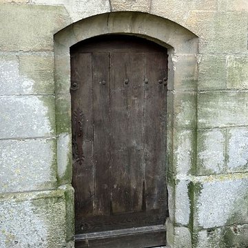 Église Saint-Aubin dEnnery et croix