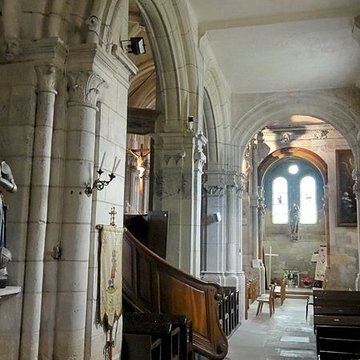 Église Saint-Aubin dEnnery et croix