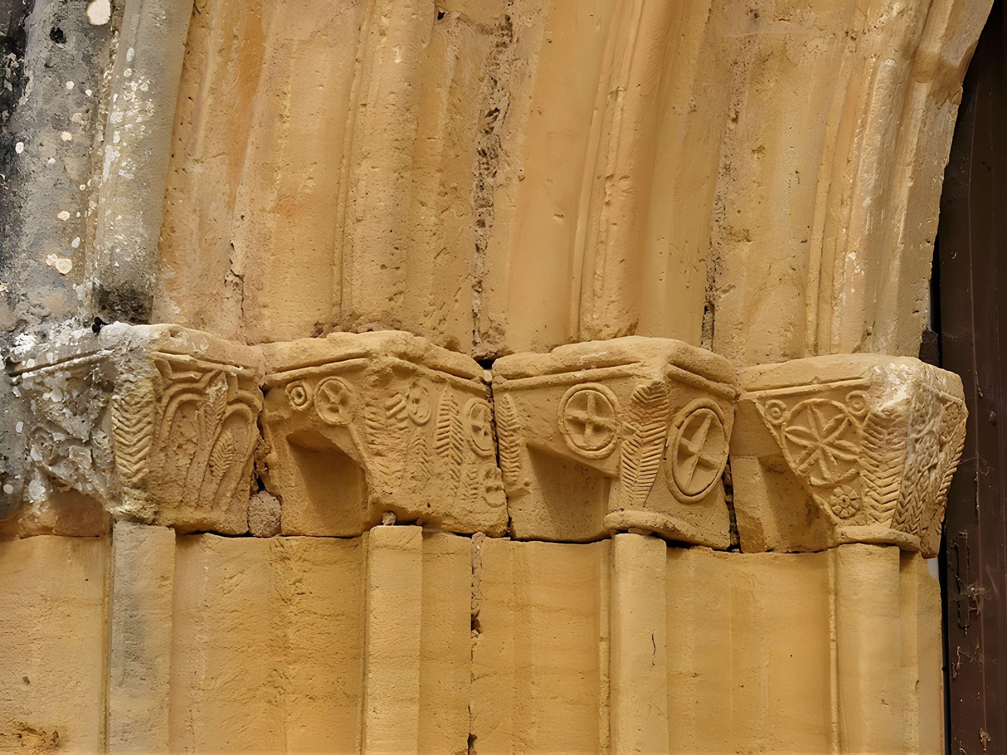 Église Saint-Avit de Saint-Avit-Rivière