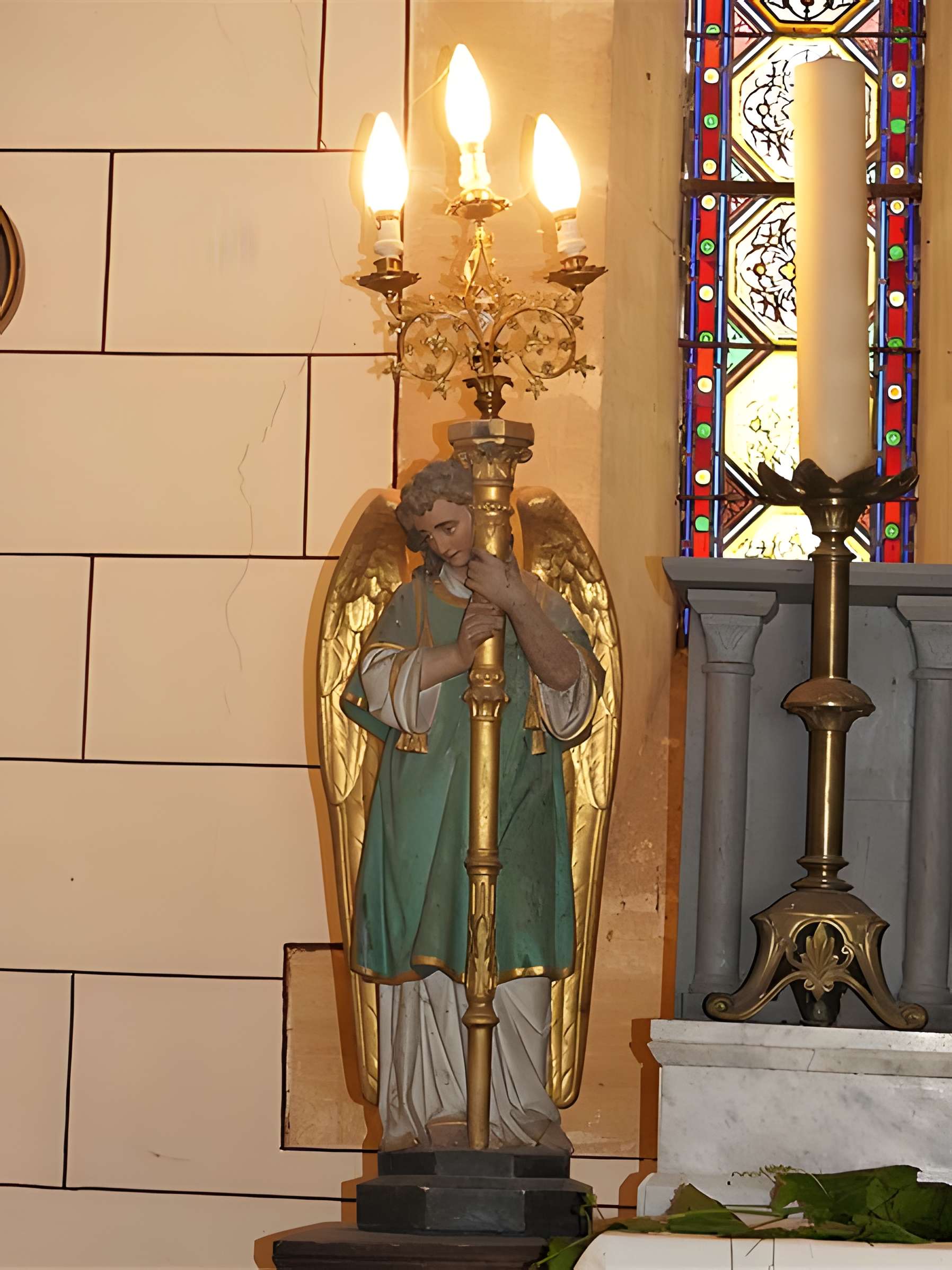 Église Saint-Avit de Saint-Avit-Rivière