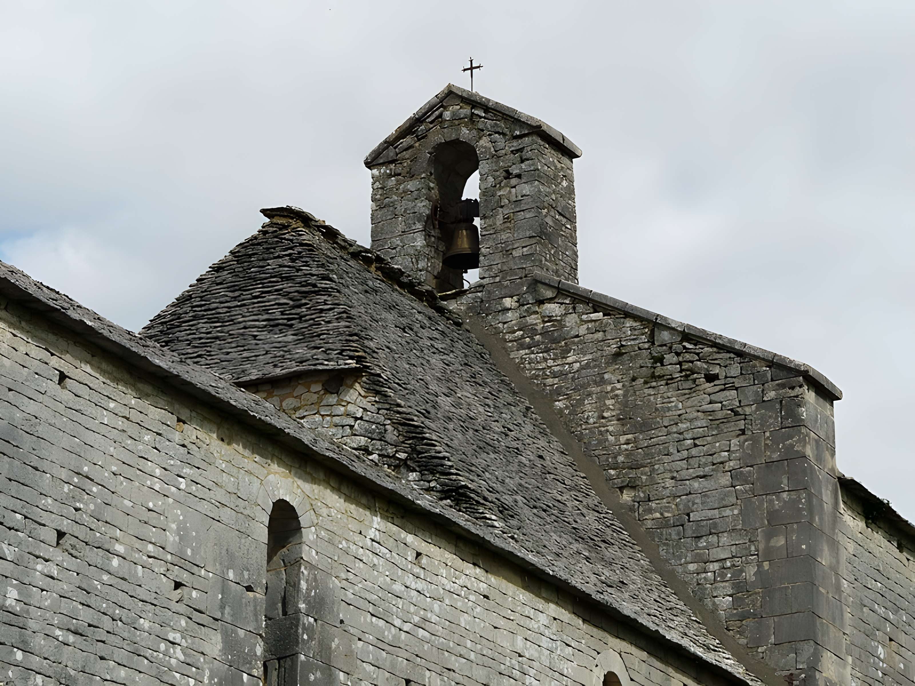 Église Saint-Barthélemy de Bauzens d'Ajat