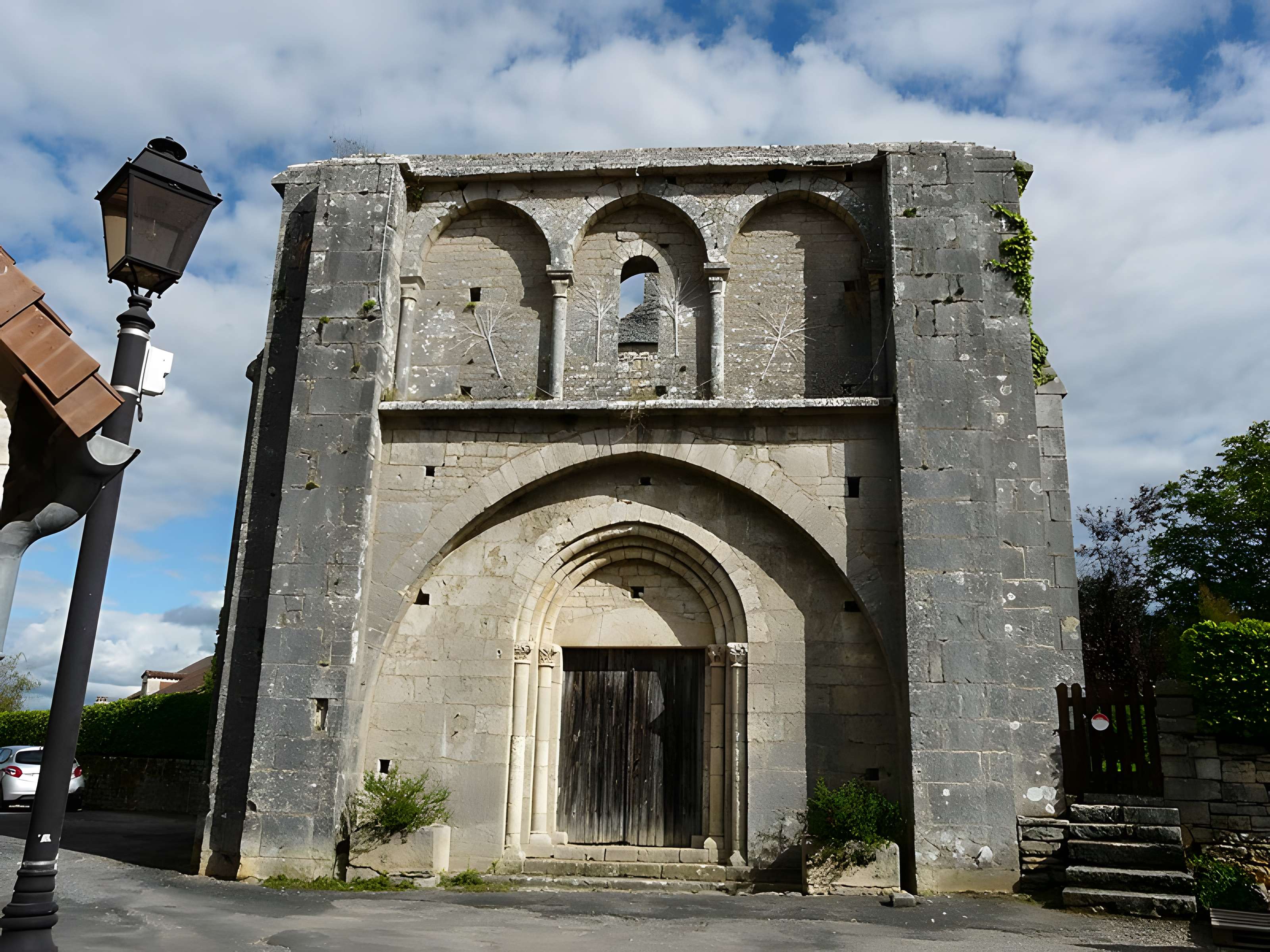 Église Saint-Barthélemy de Bauzens d'Ajat