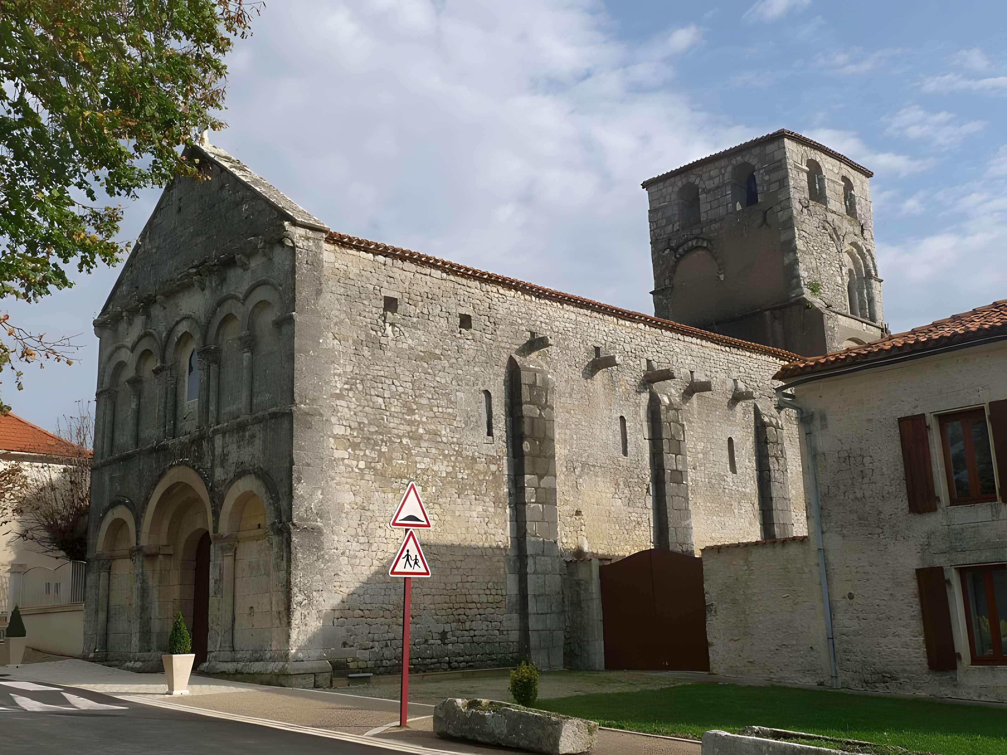 Église Saint-Barthélemy de Bécheresse