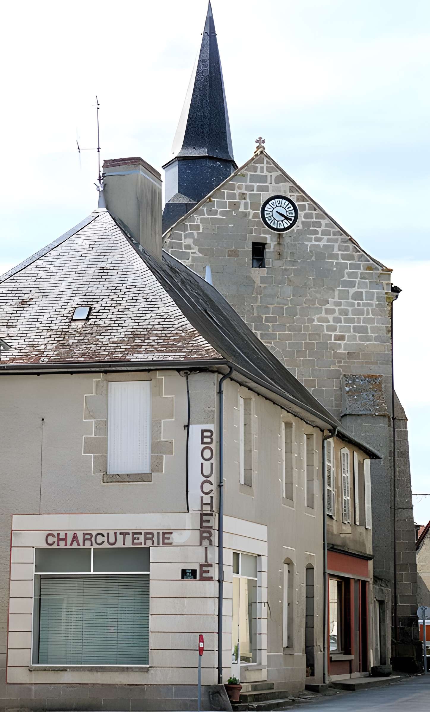Église Saint-Barthélémy de Chénérailles