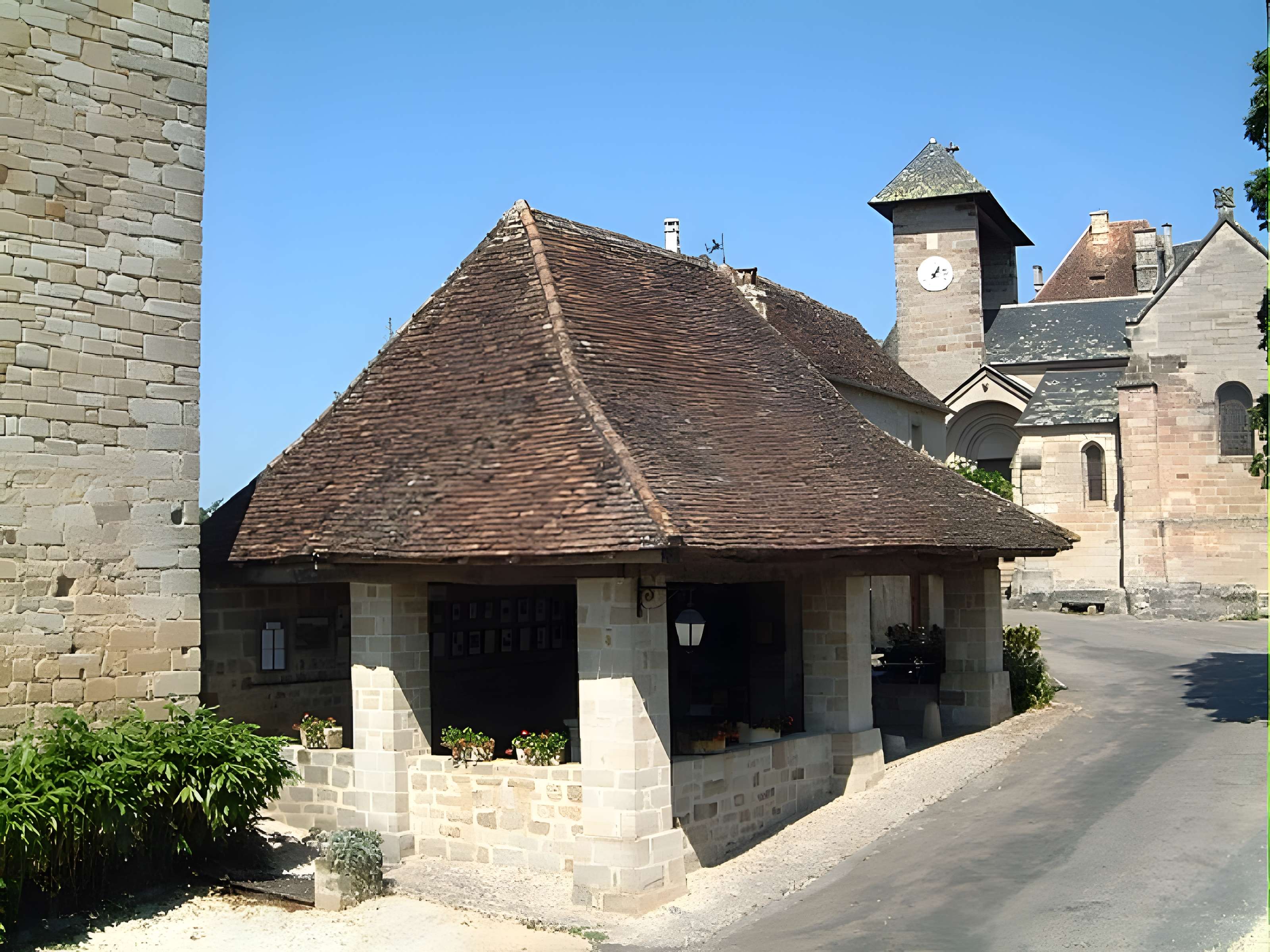 Église Saint-Barthélemy de Curemonte