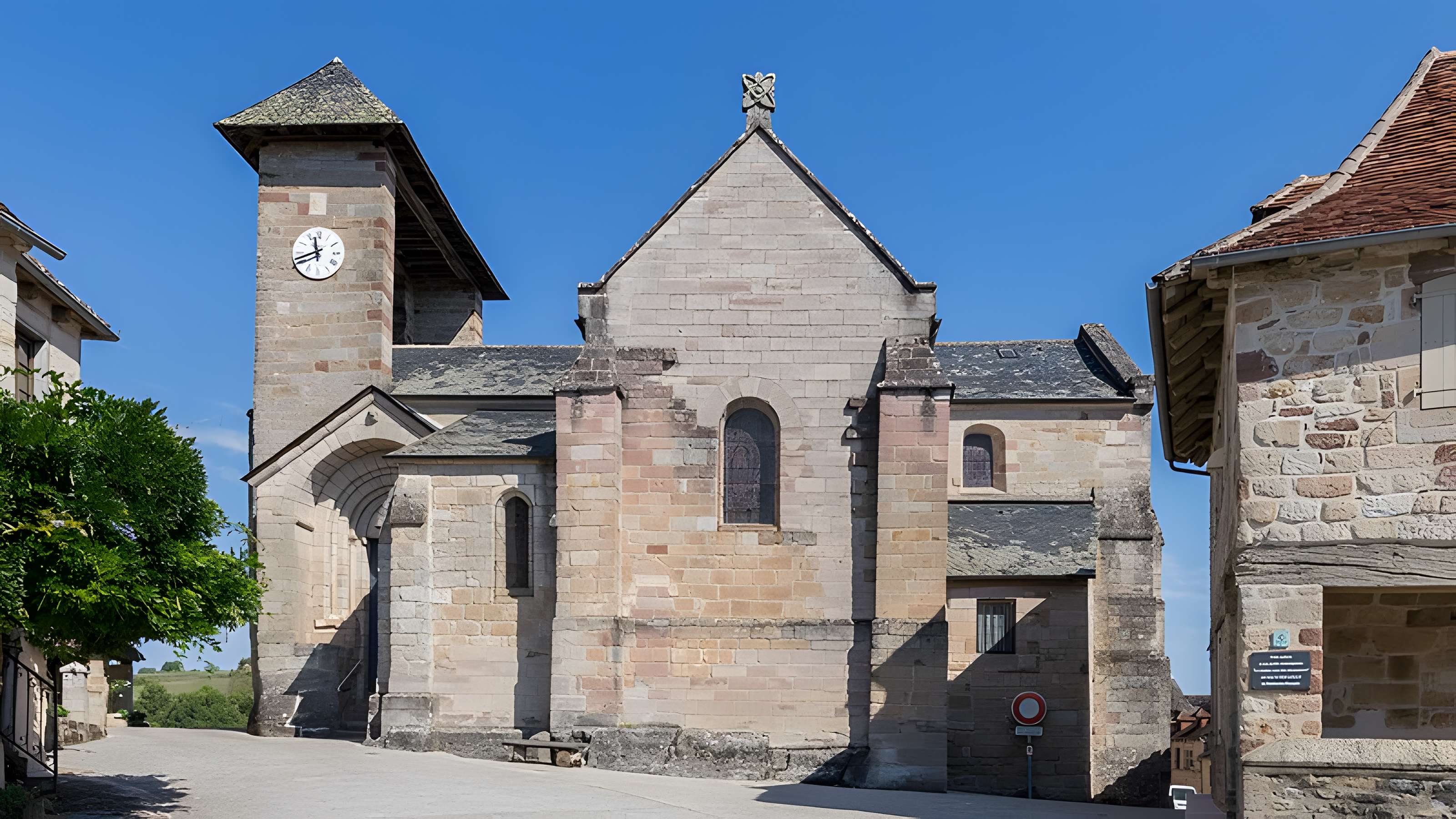 Église Saint-Barthélemy de Curemonte