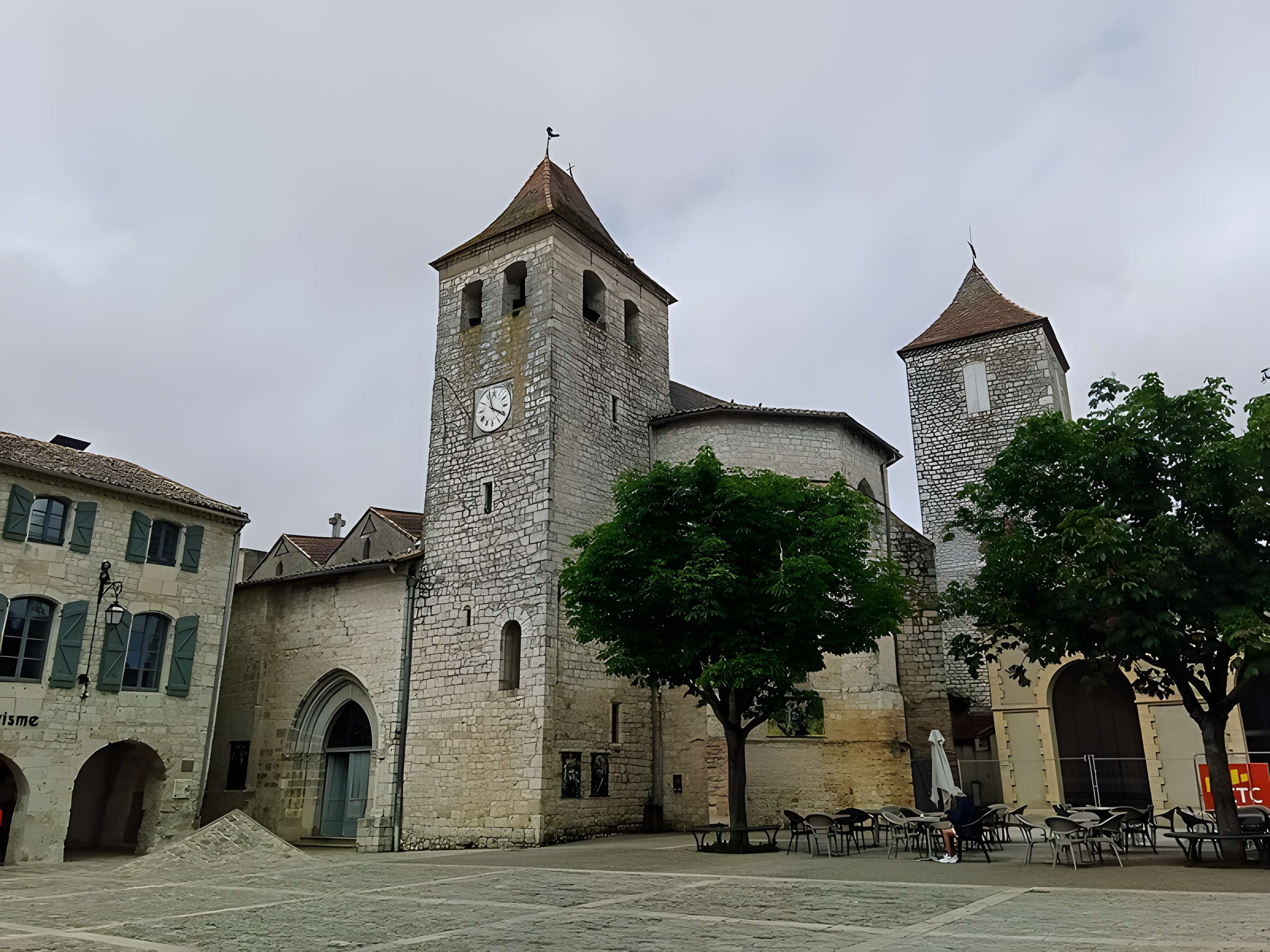 Église Saint-Barthélemy de Lauzerte