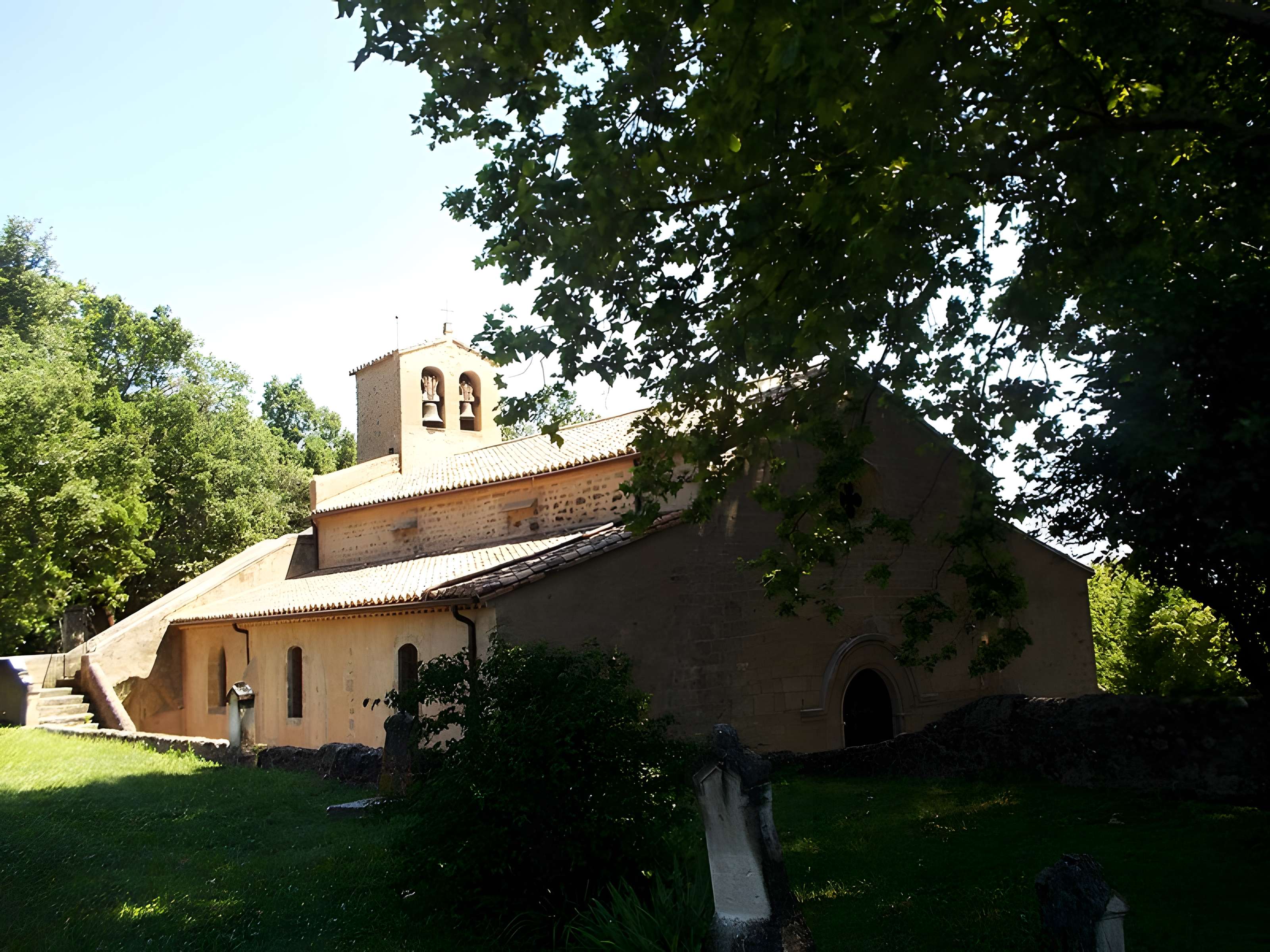 Église Saint-Barthélémy de Vaugines