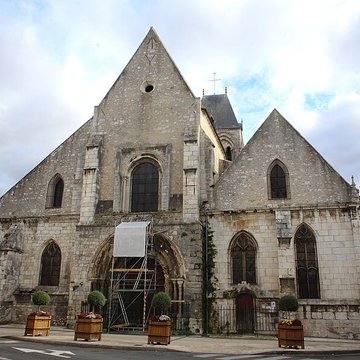 Église Saint-Basile dÉtampes