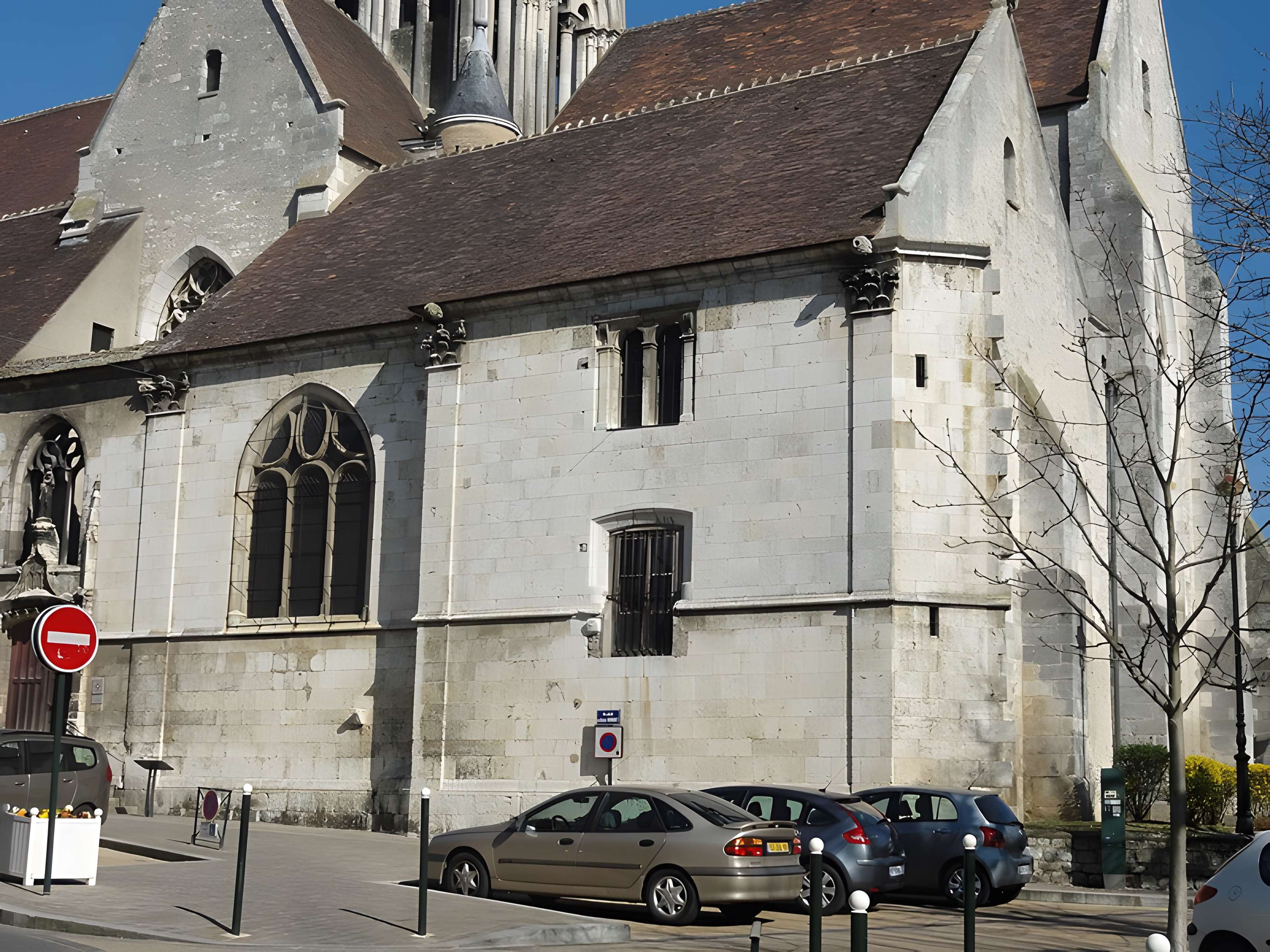 Église Saint-Basile d'Étampes