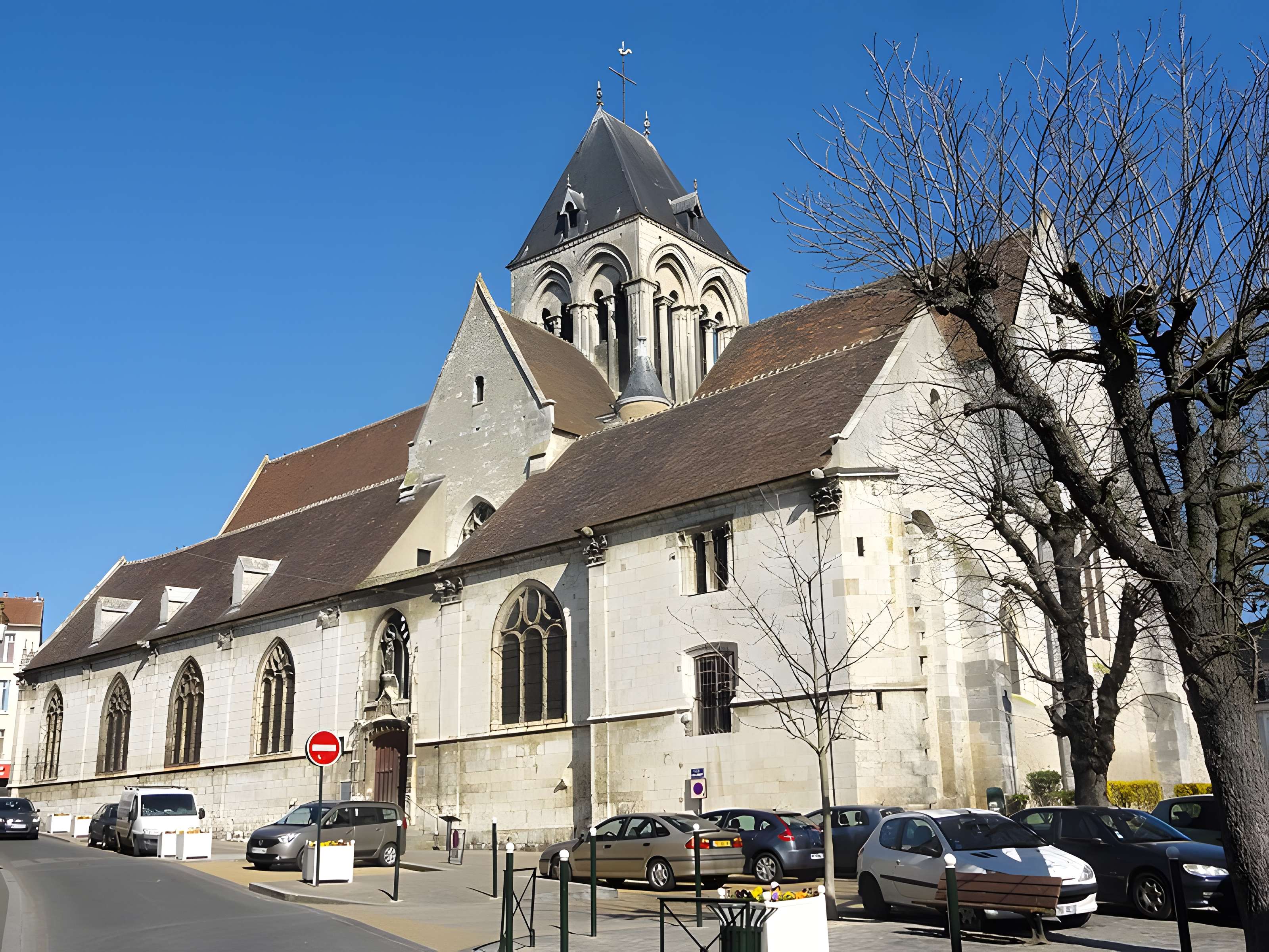 Église Saint-Basile d'Étampes