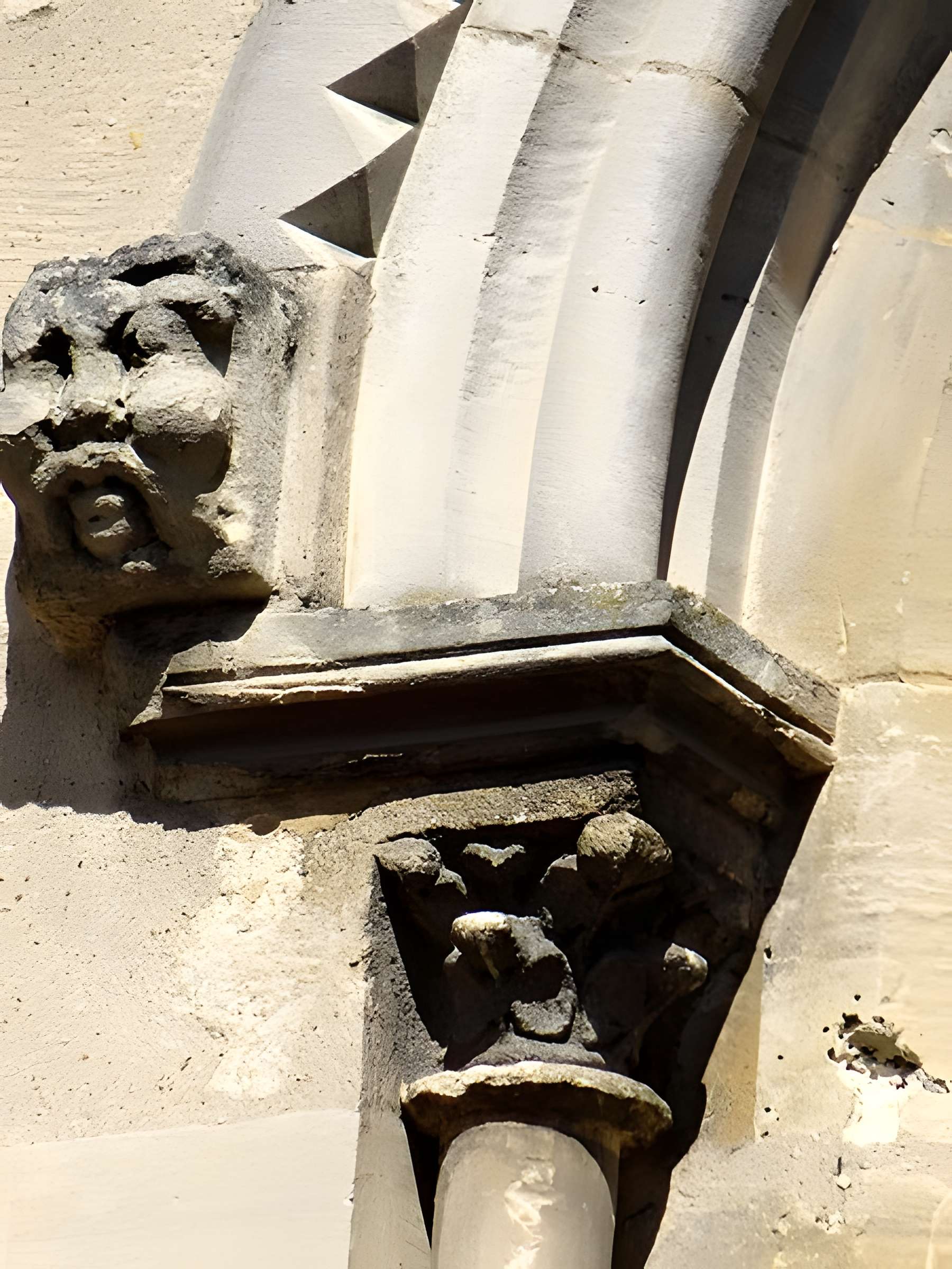Église Saint-Béat d'Épône
