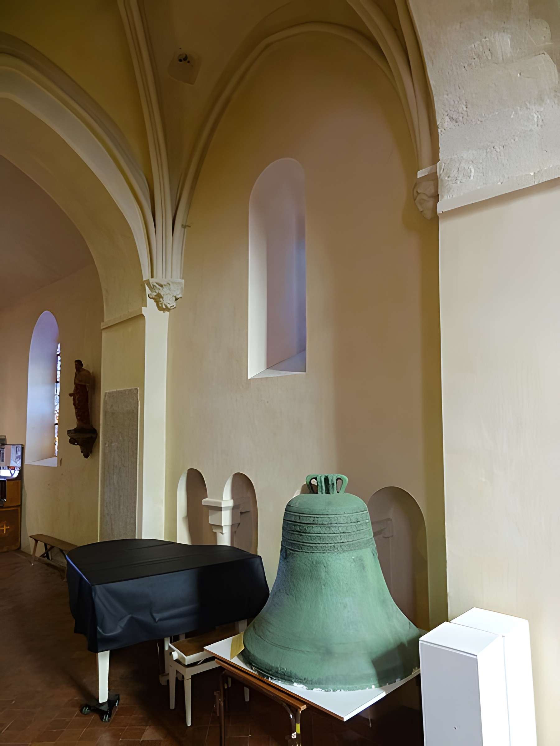 Église Saint-Béat d'Épône