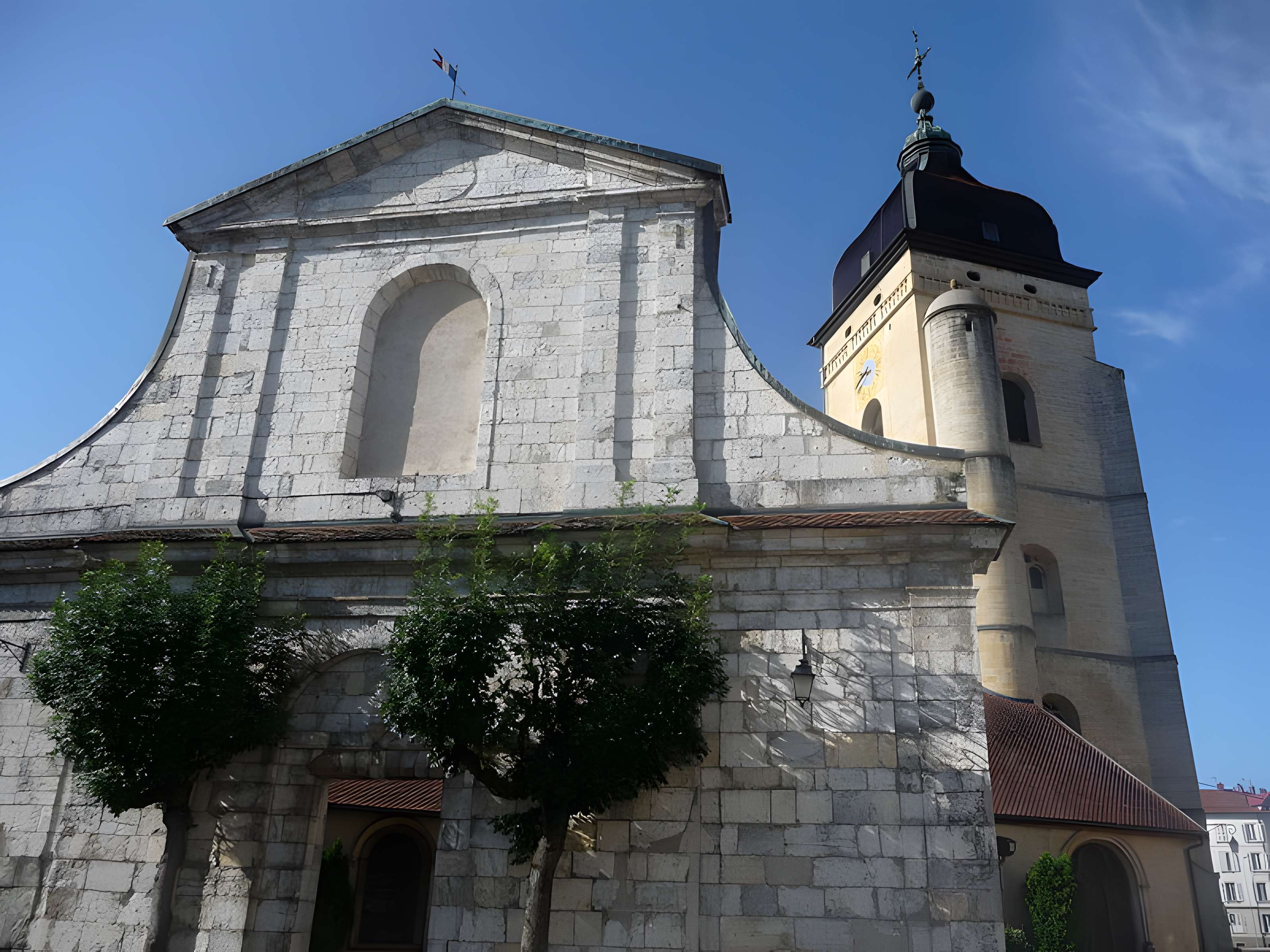 Église Saint-Bénigne de Pontarlier