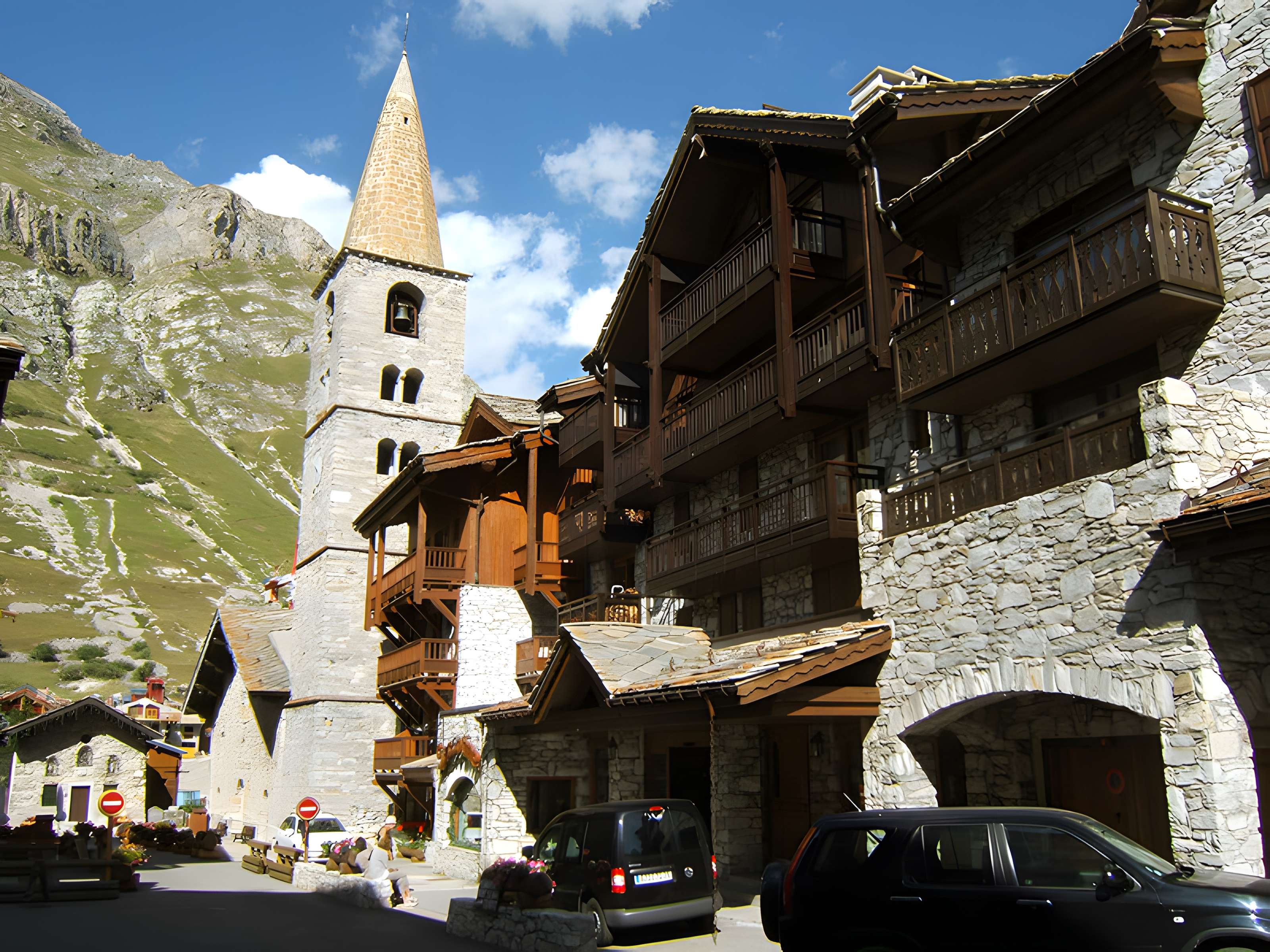 Église Saint-Bernard-des-Alpes de Val-d'Isère