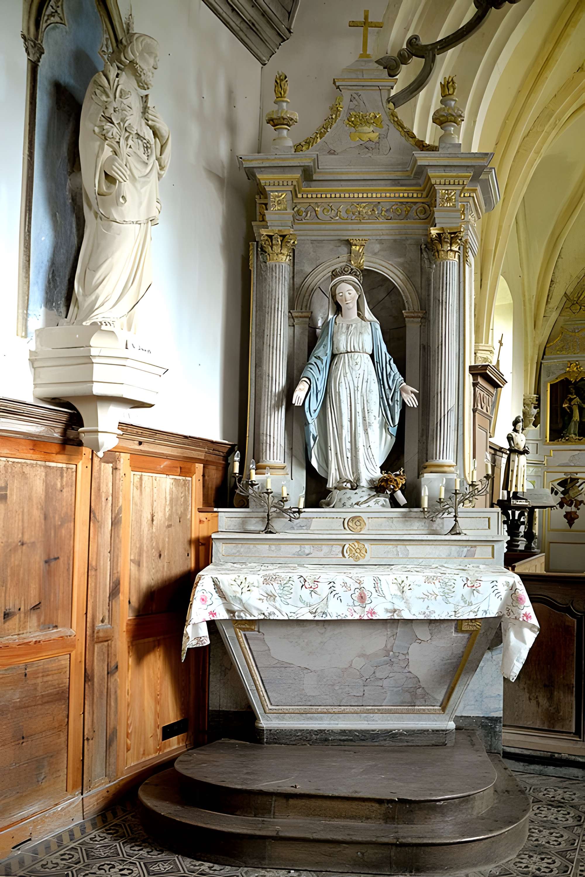 Église Saint-Blaise de Douville-en-Auge
