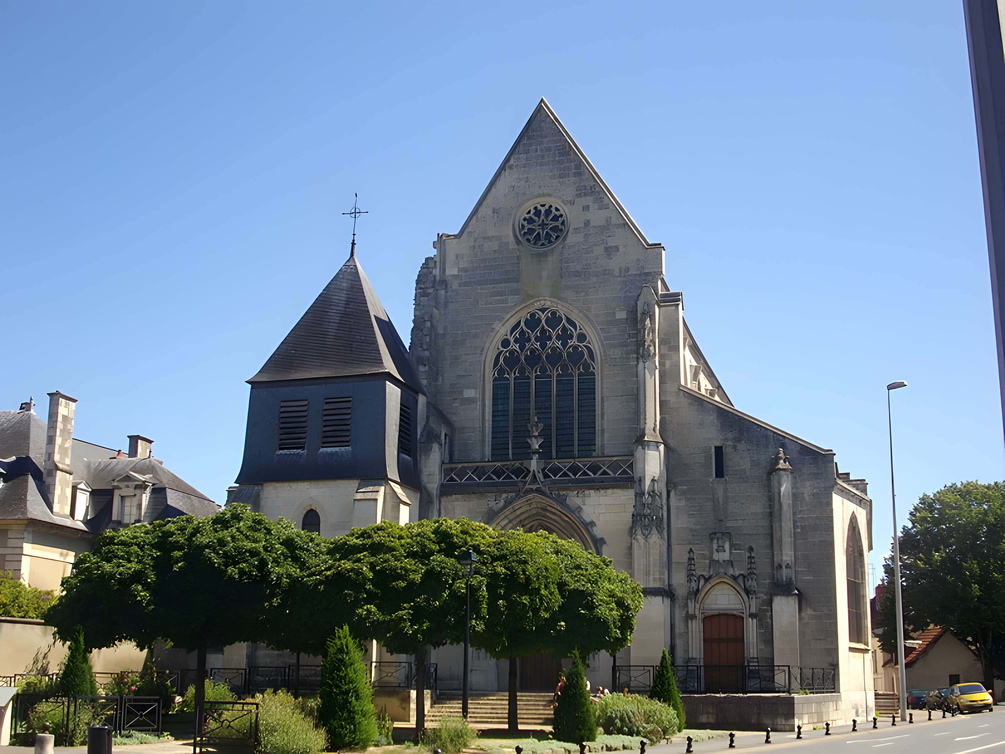 Église Saint-Bonnet de Bourges