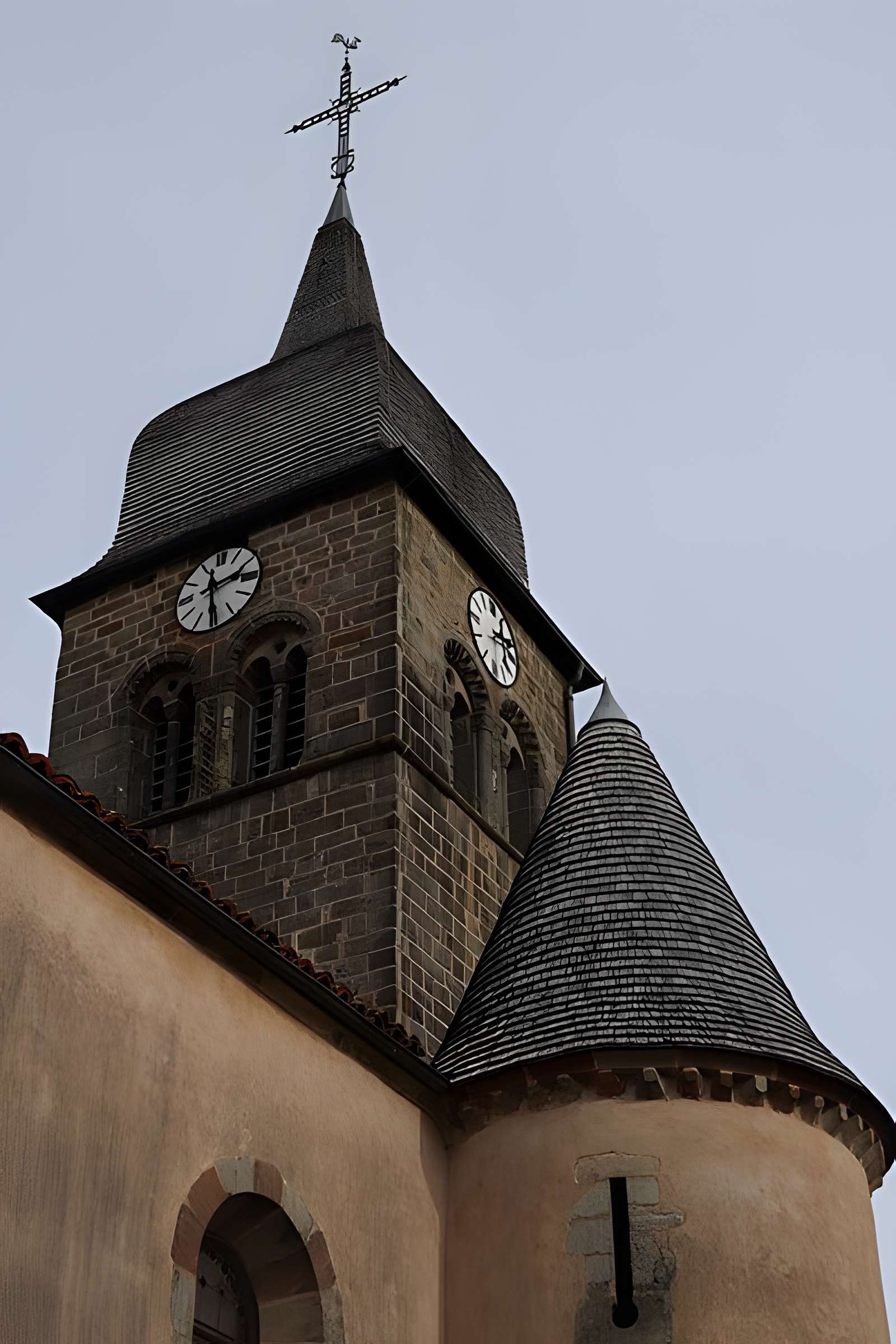Église Saint-Brice d'Isches